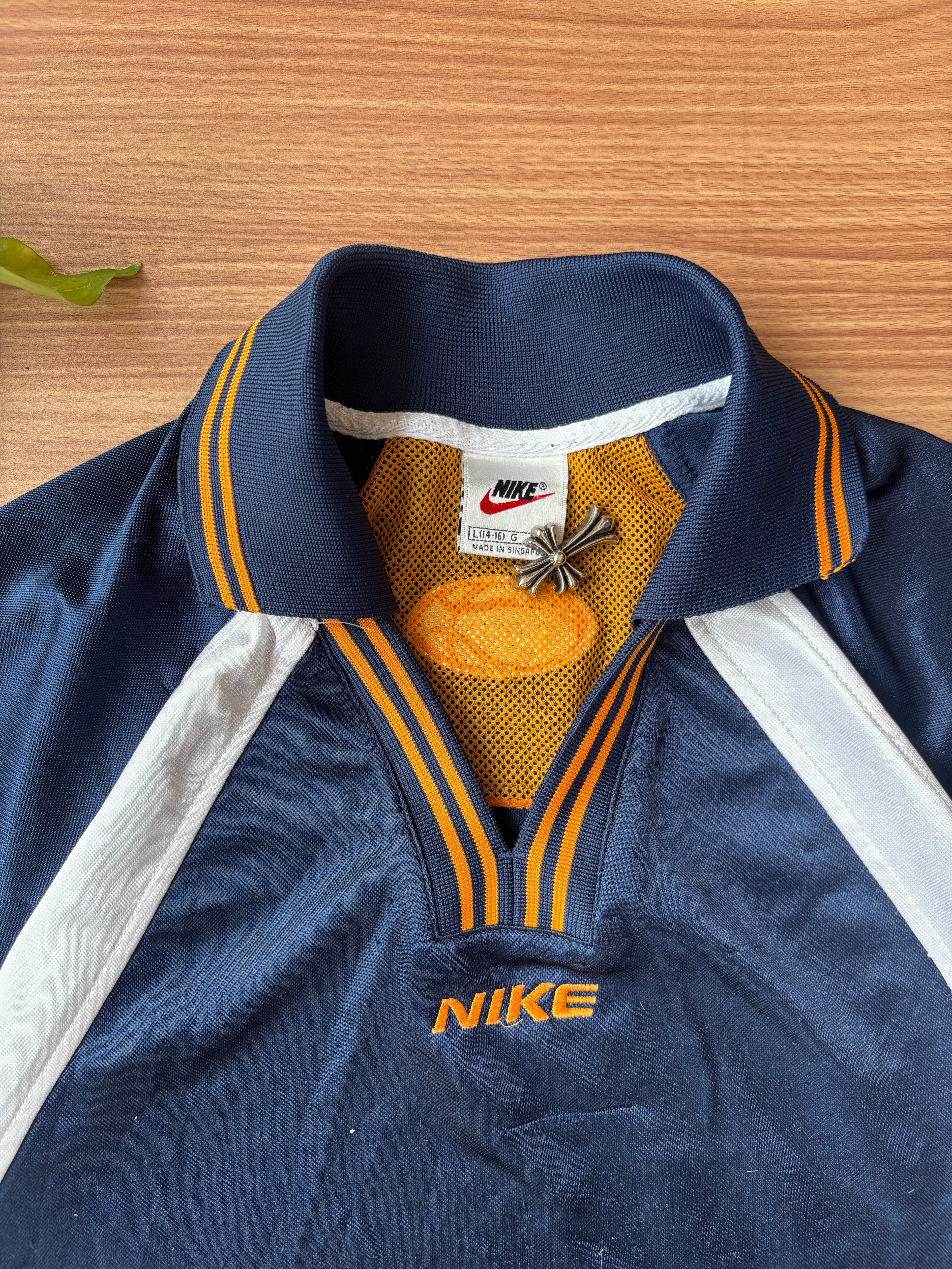 90’s Nike basketball tee