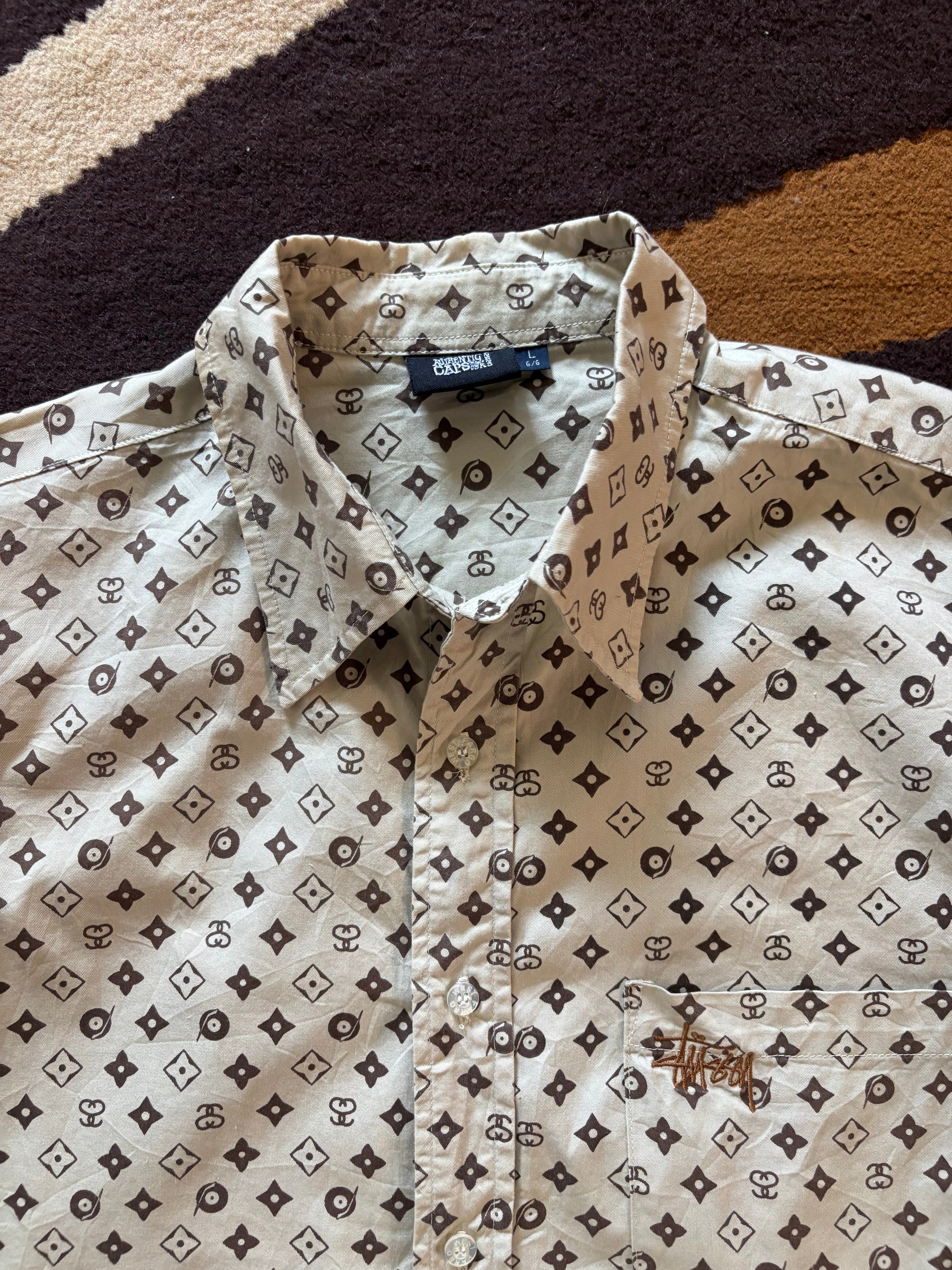 Stussy Graphic Print Shirt (L)