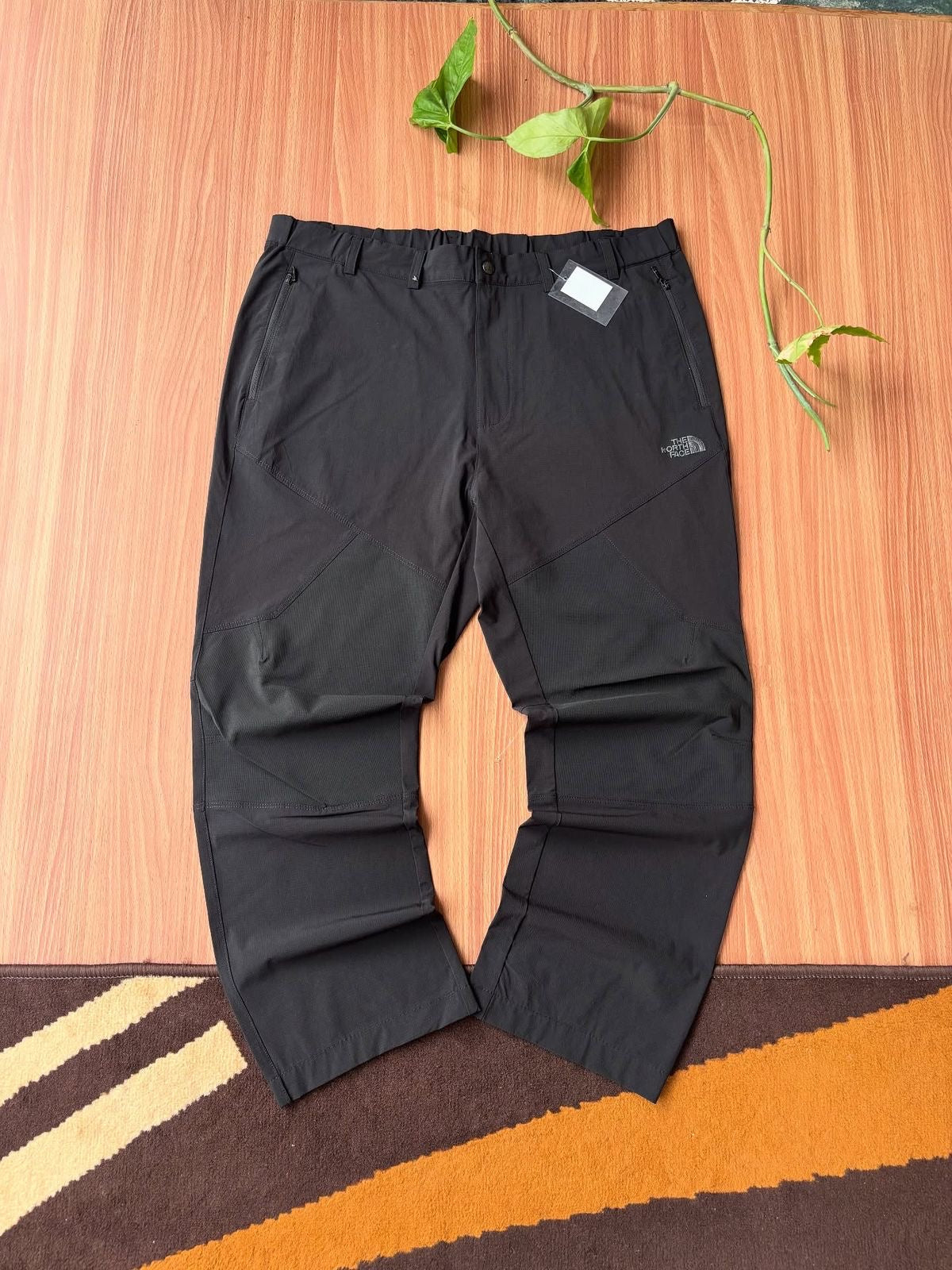 Tnf shell pants