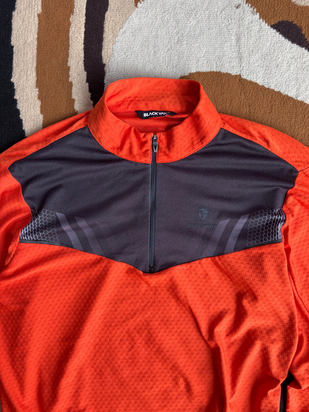 BlackYak extreme full sleeve tee (L)