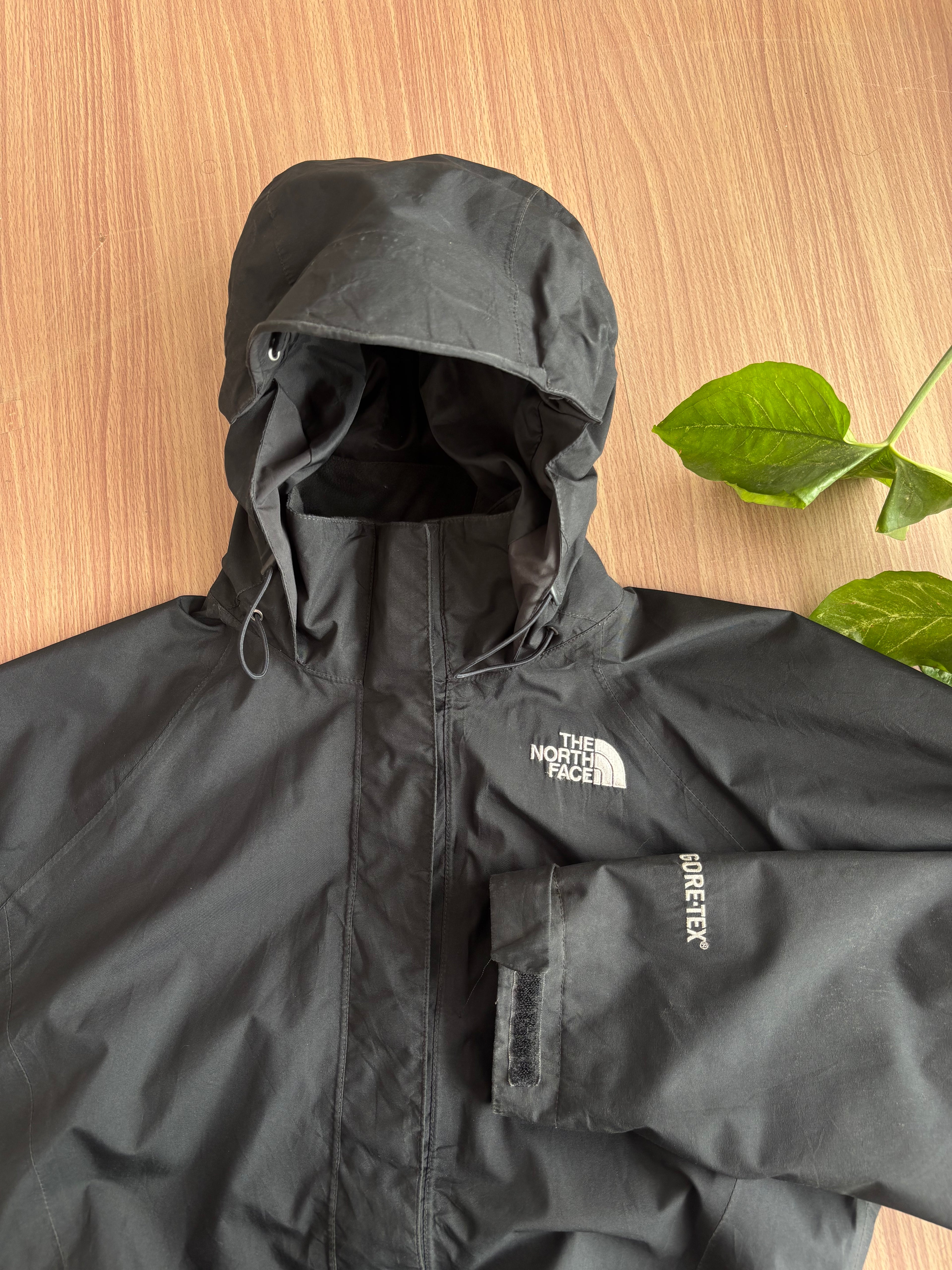 TNF GoreTex Shell (W-L)