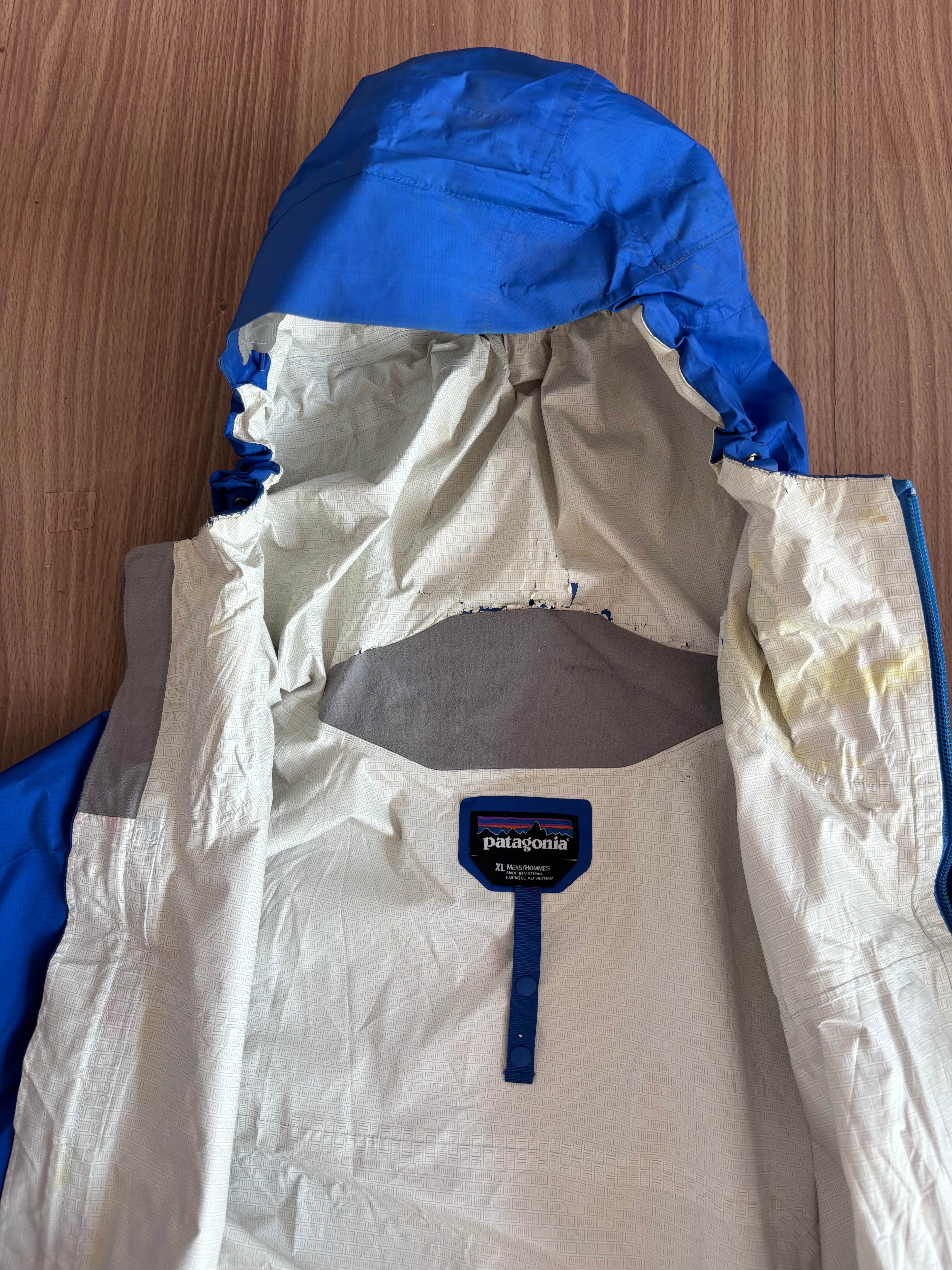 Patagonia packable hardshell