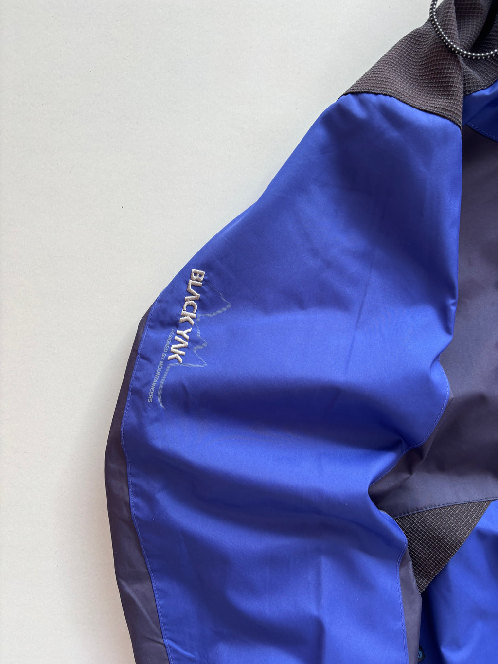 BlackYak aqua block shell (M)