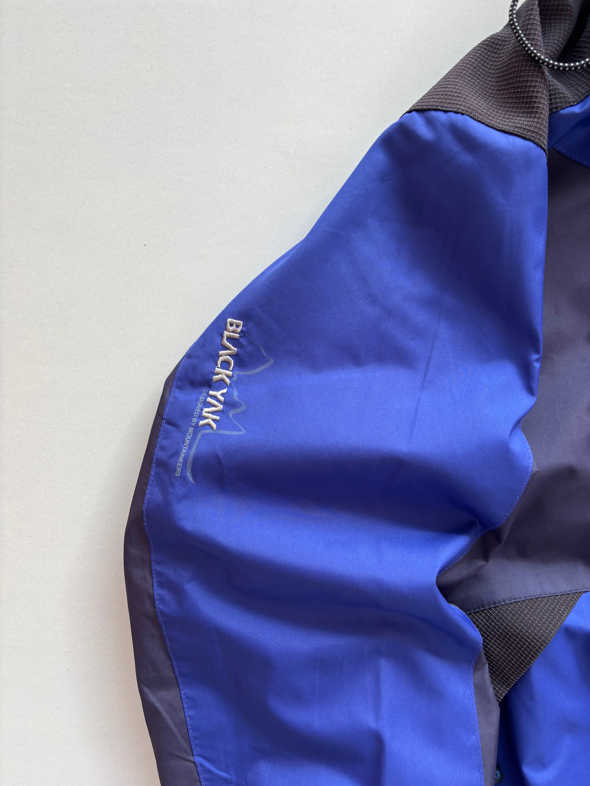 BlackYak aqua block shell (M)