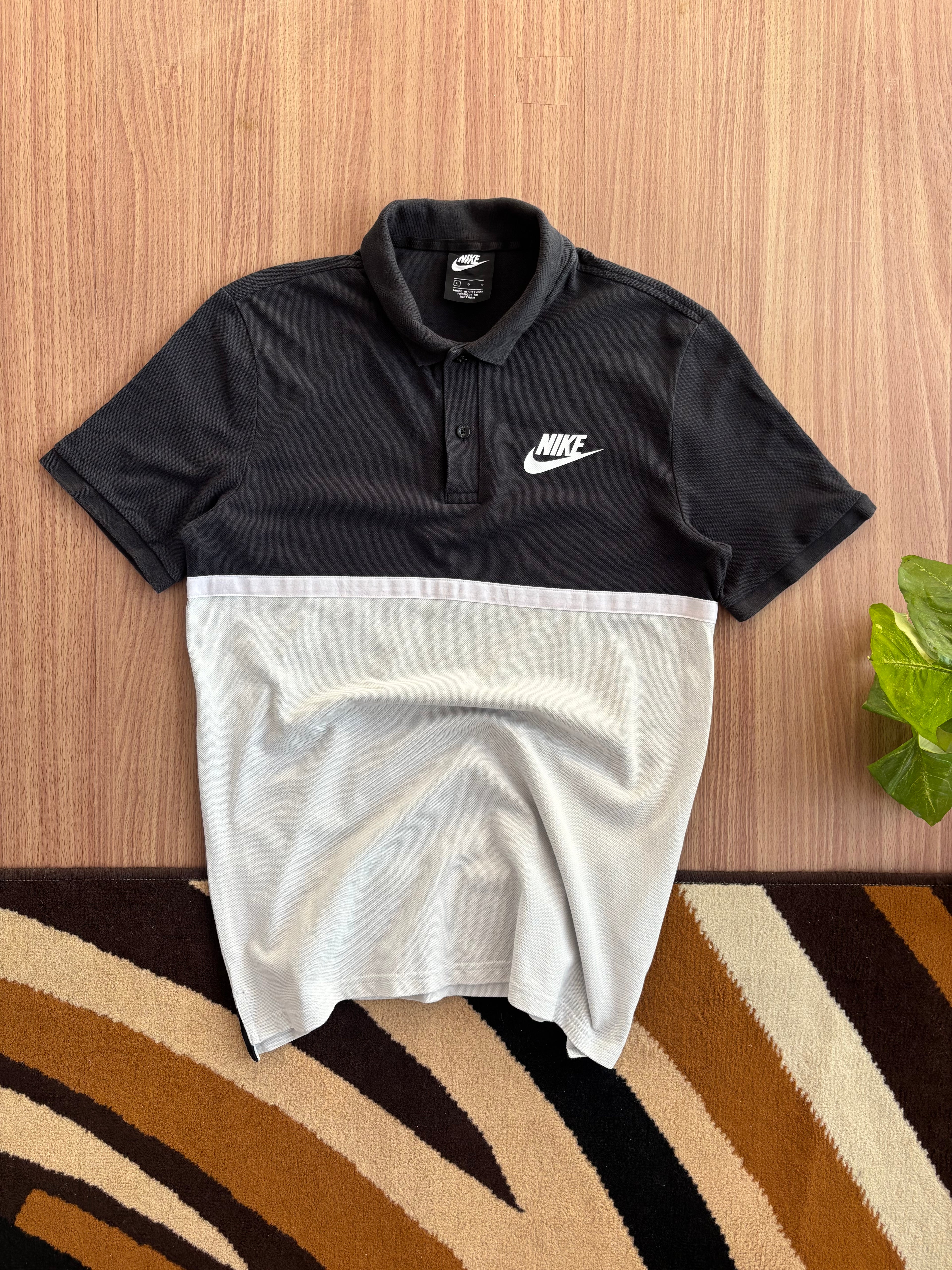 Nike polo tee(M)