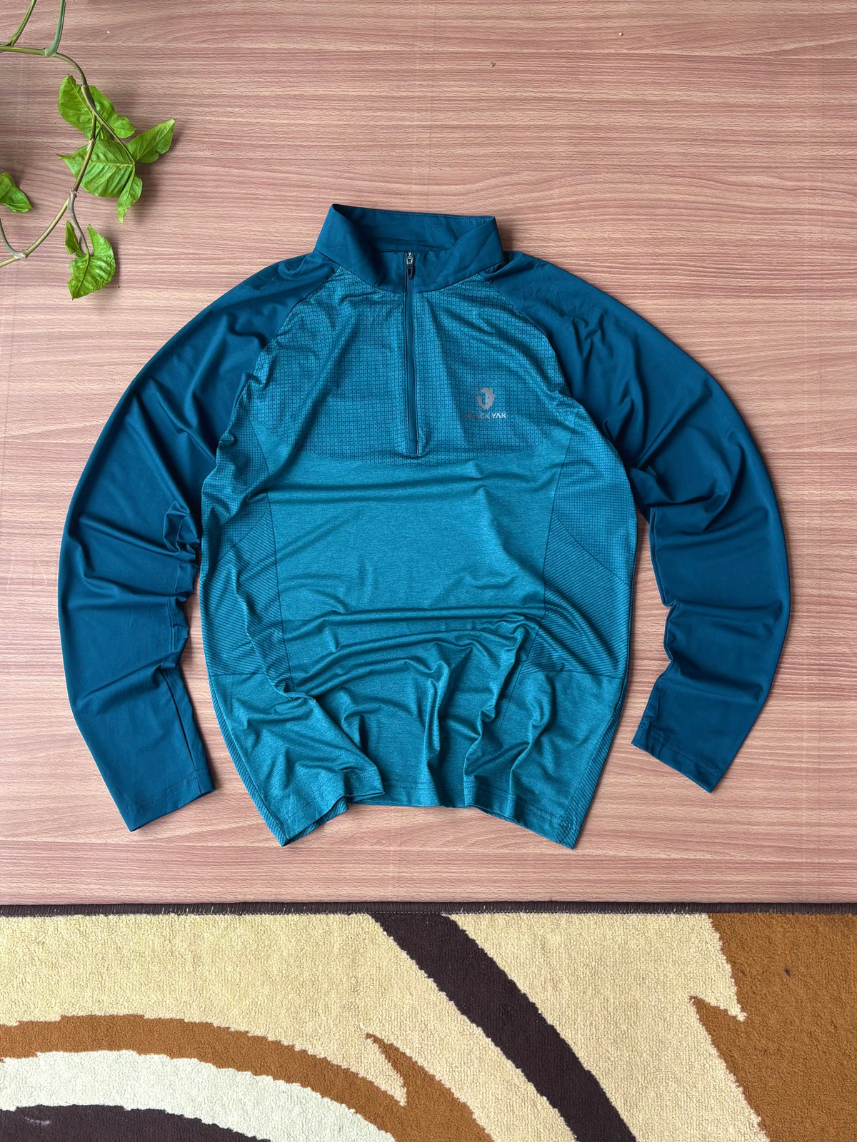 BlackYak Alpine Club tee (M)