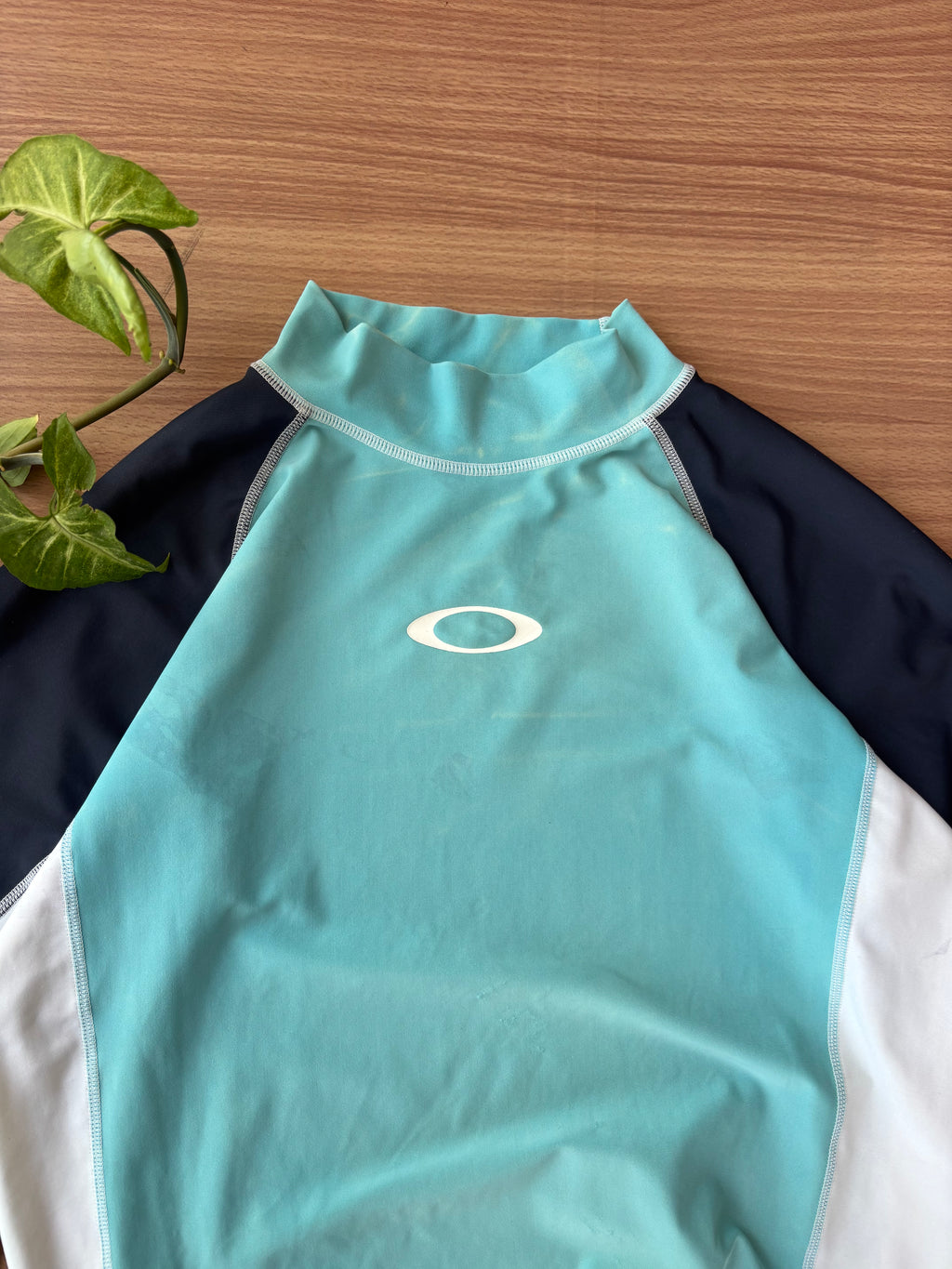 Oakley Surf Skin Rash Guard Blue