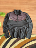 Black yak extreme peak shirt
