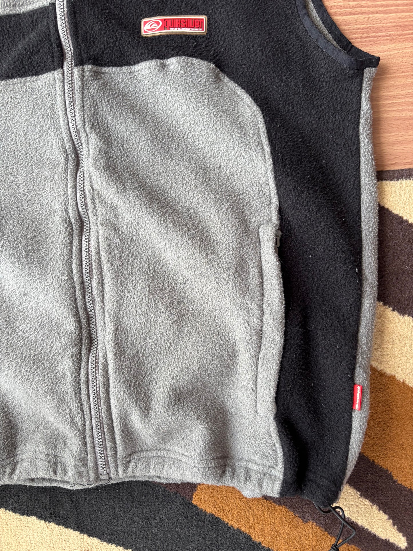 Quiksilver fleece vest (M)