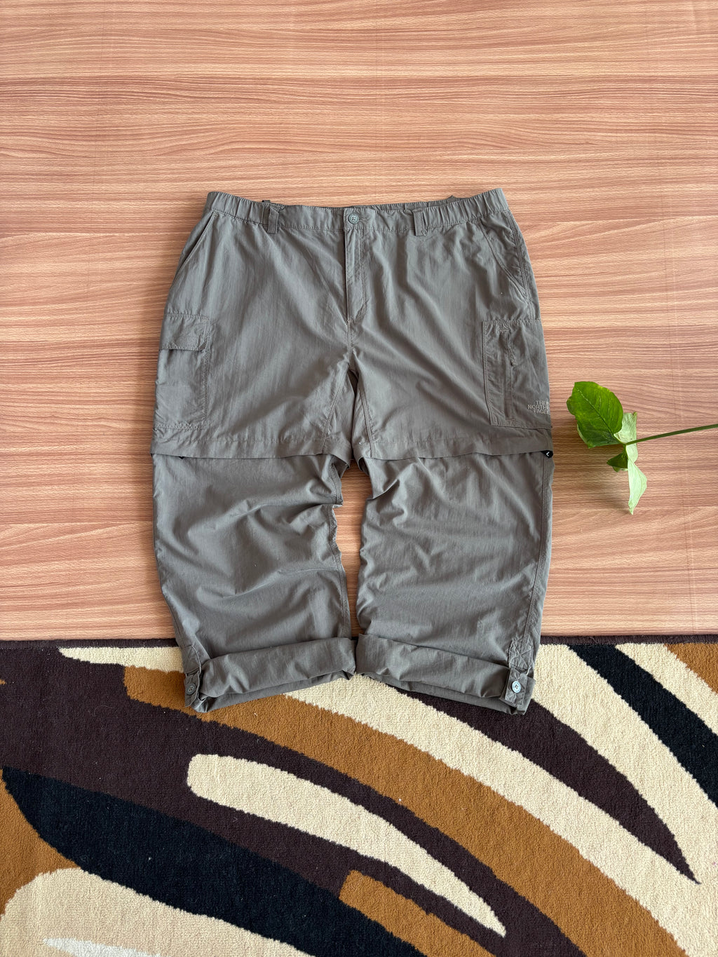 The North Face packable 3 way convertible LooseFit cargo