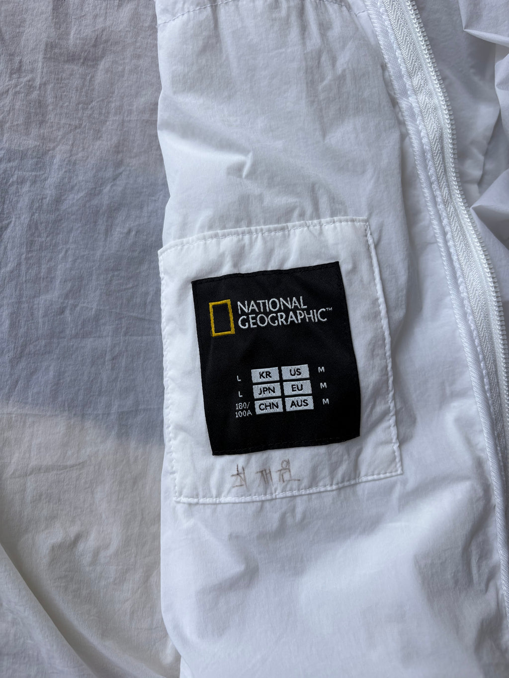 Nat Geo ultralight shell (L)
