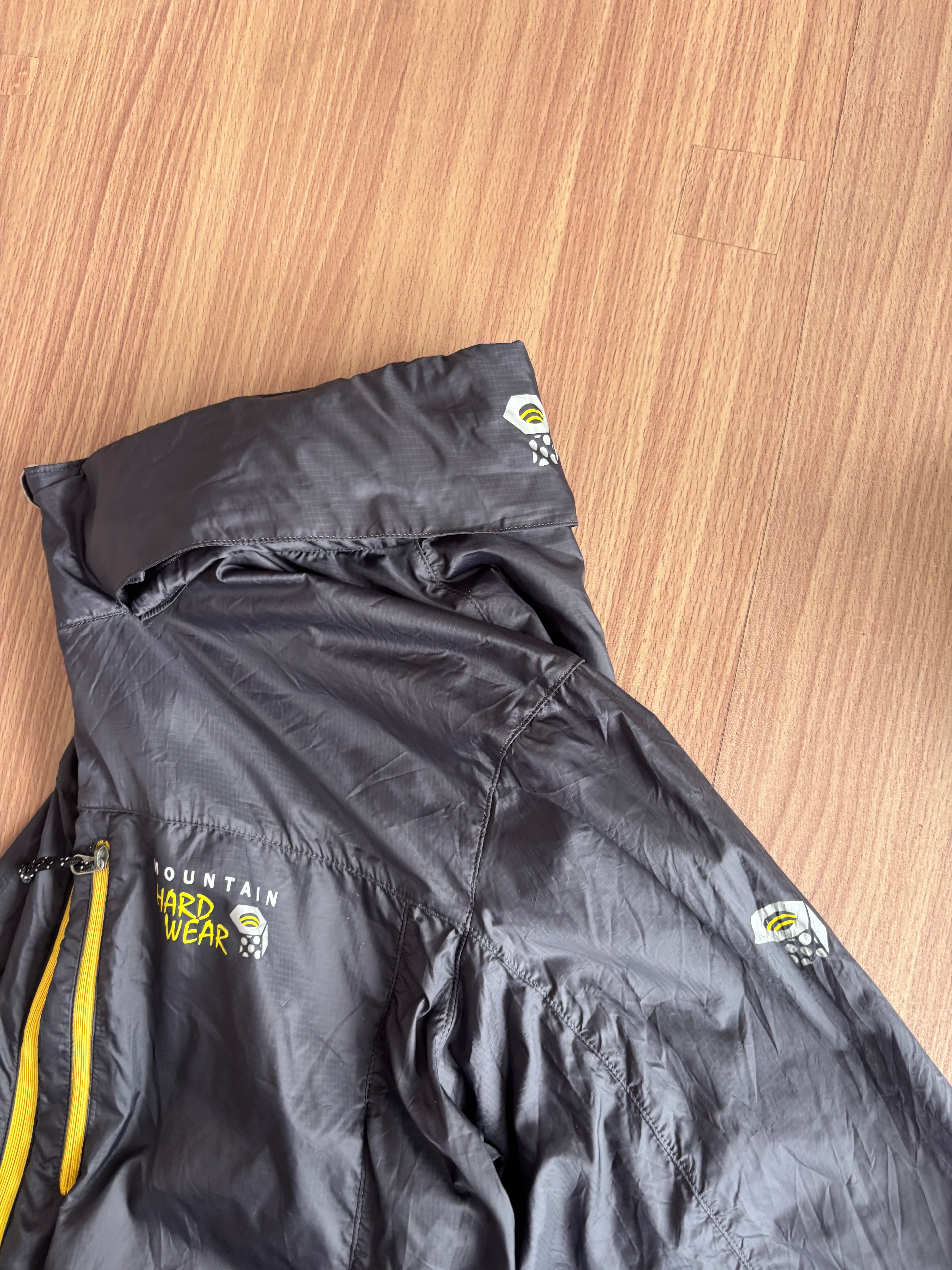 Mountain hardwear ultralight shell