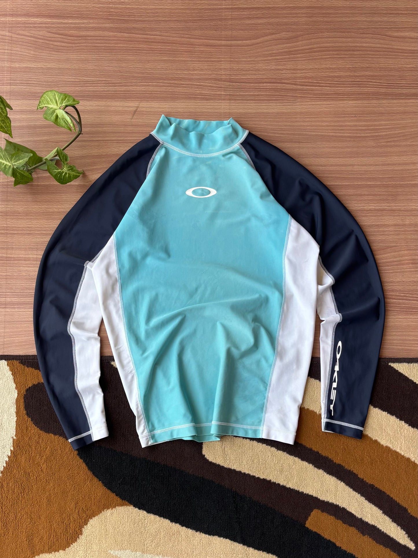 Oakley Surf Skin Rash Guard Blue