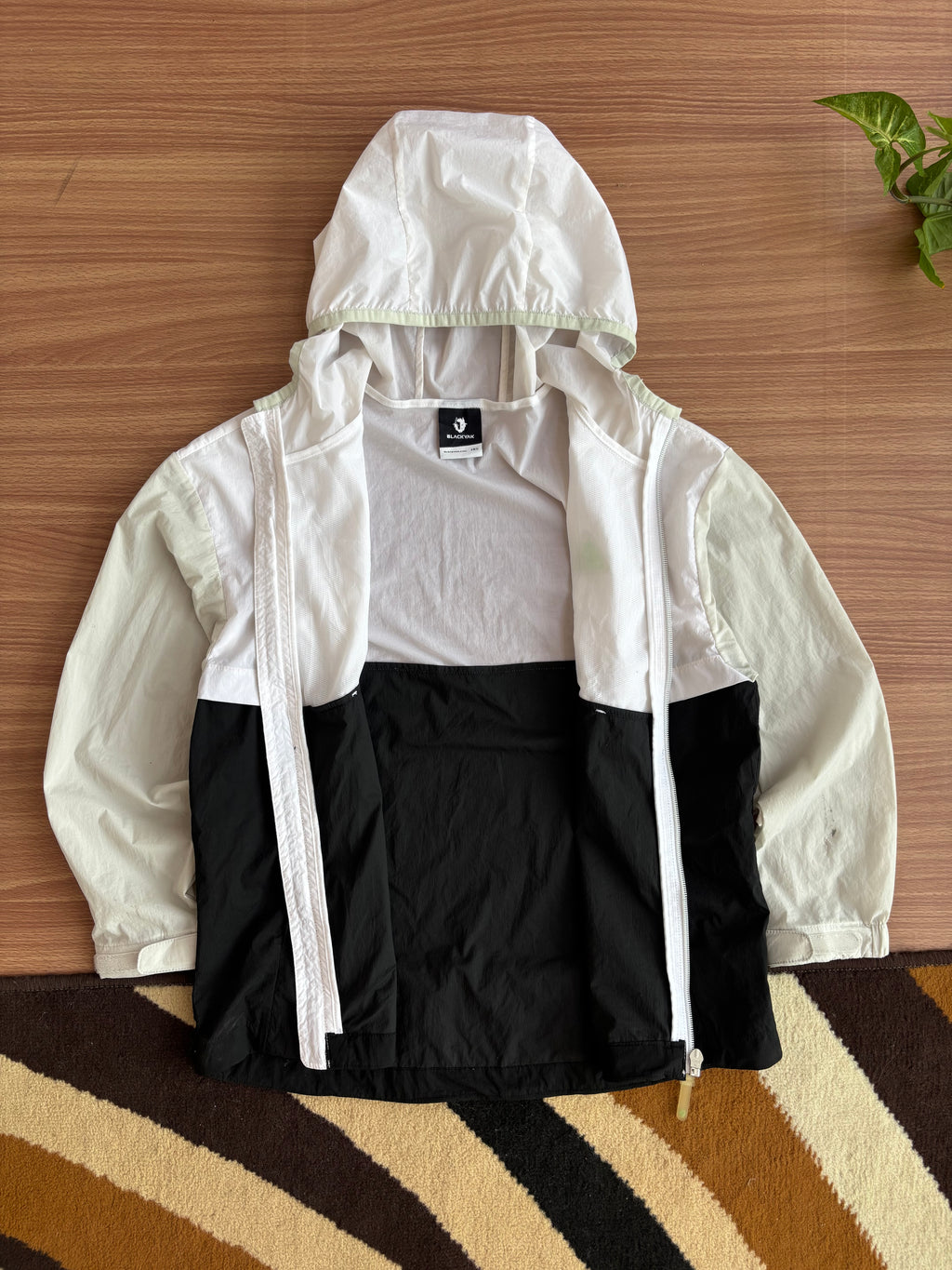 BlackYak Windbreaker/Sun Jacket (XS)