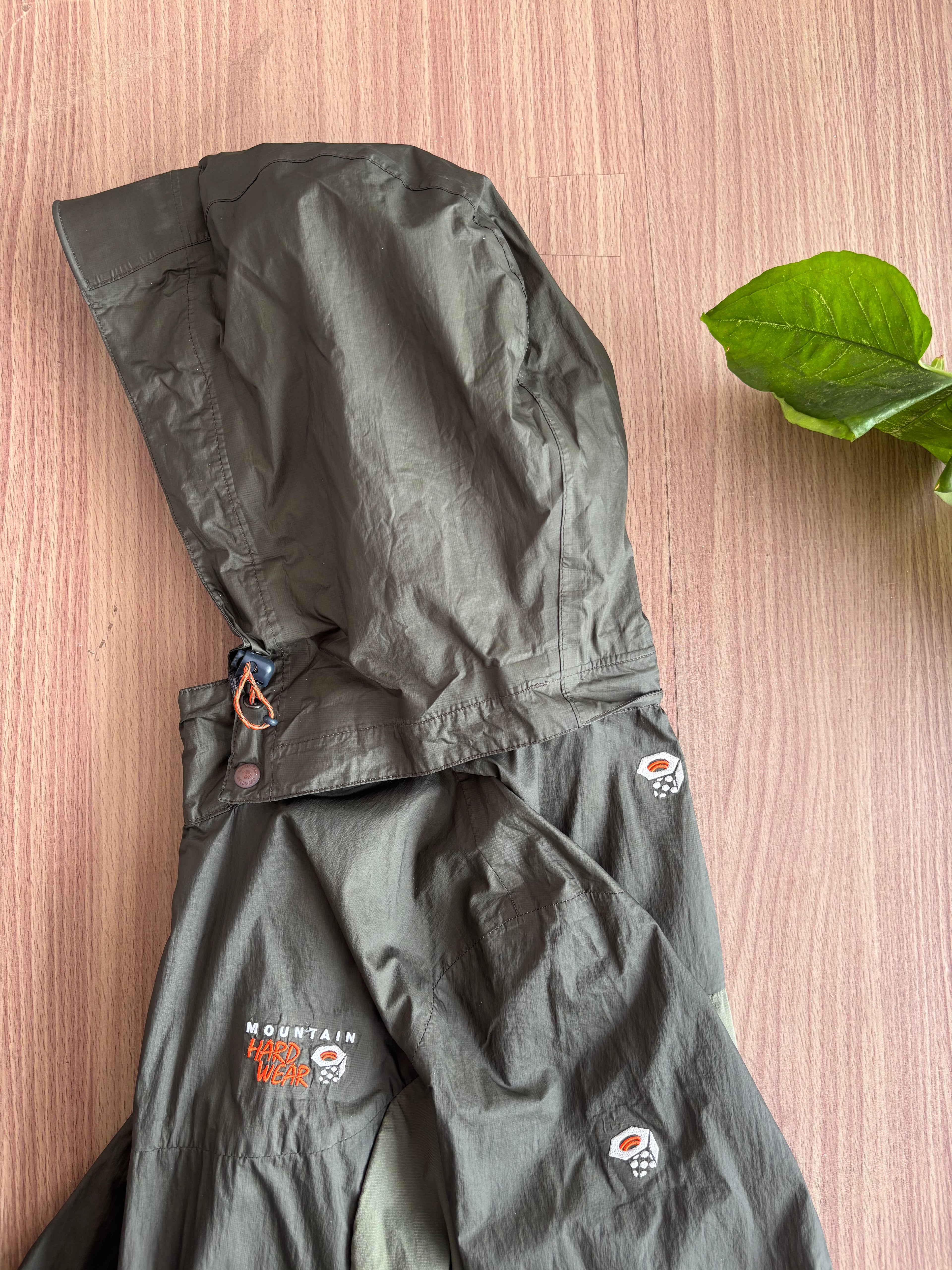 Mountain Hardwear ultralight shell