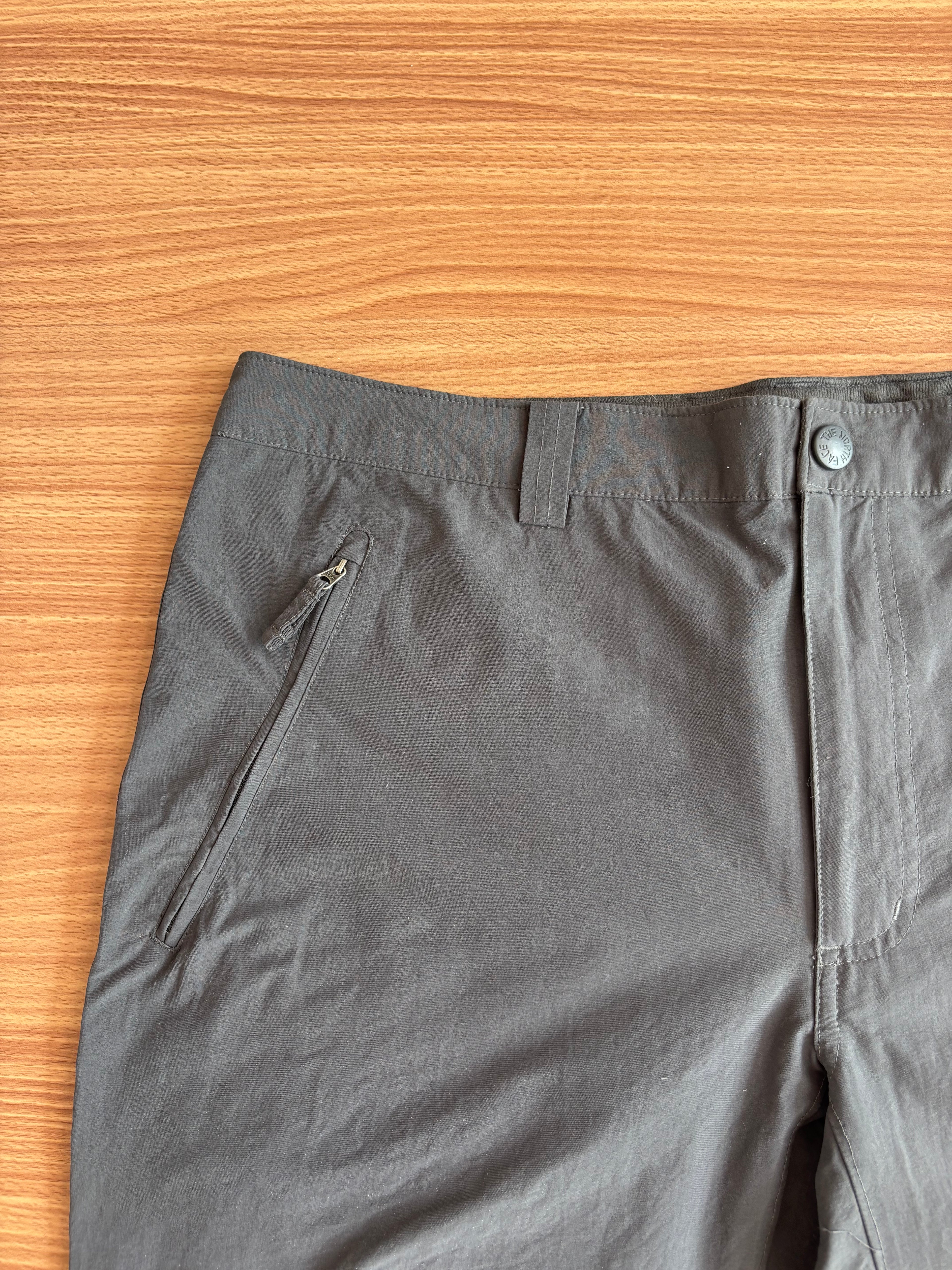 The North Face LooseFit Cargo