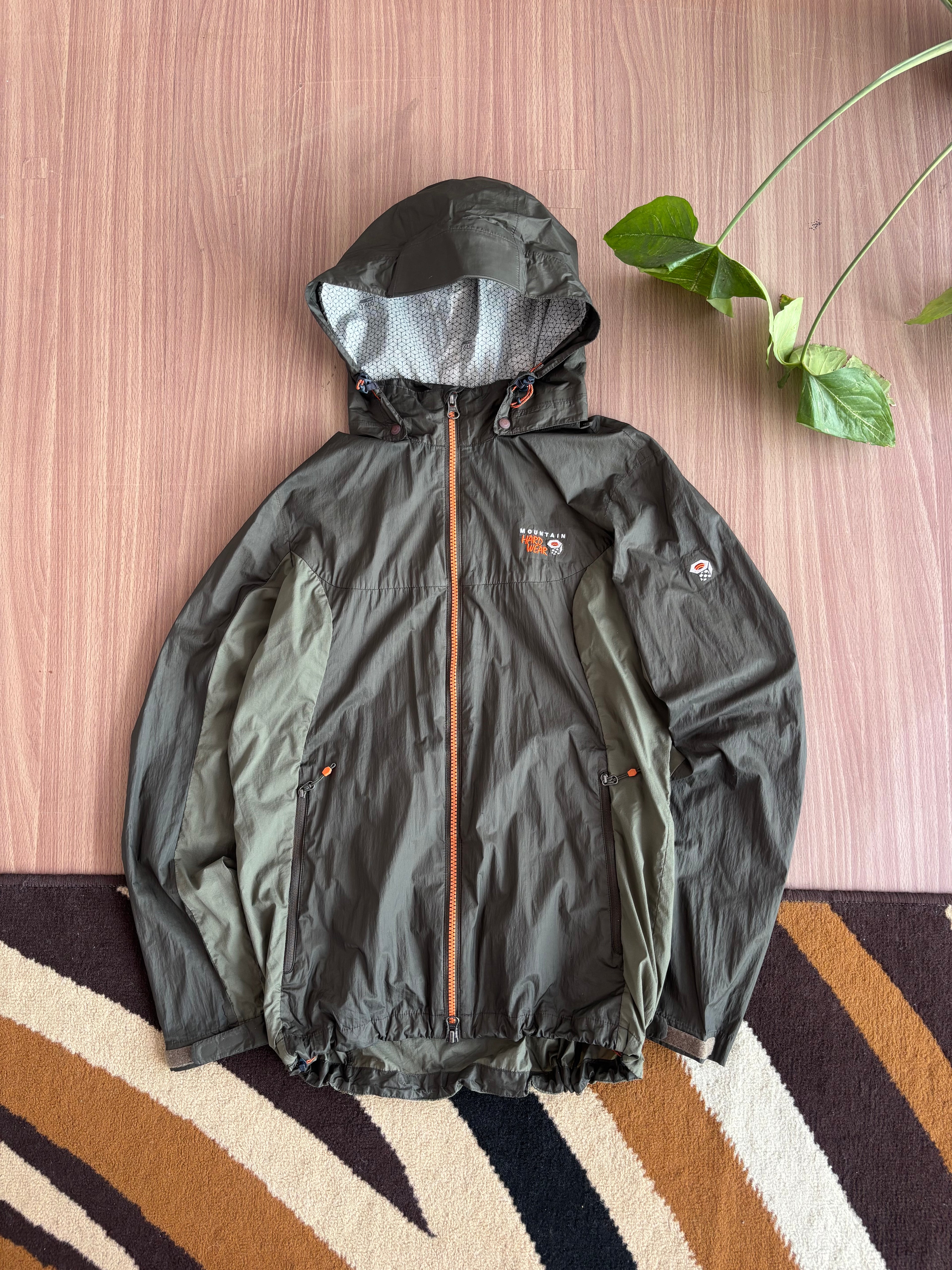 Mountain Hardwear ultralight shell