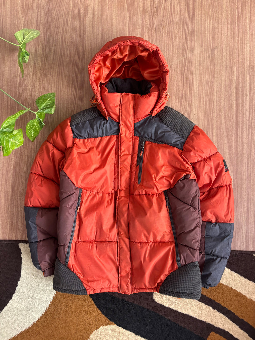 Black yak extreme peak puffer