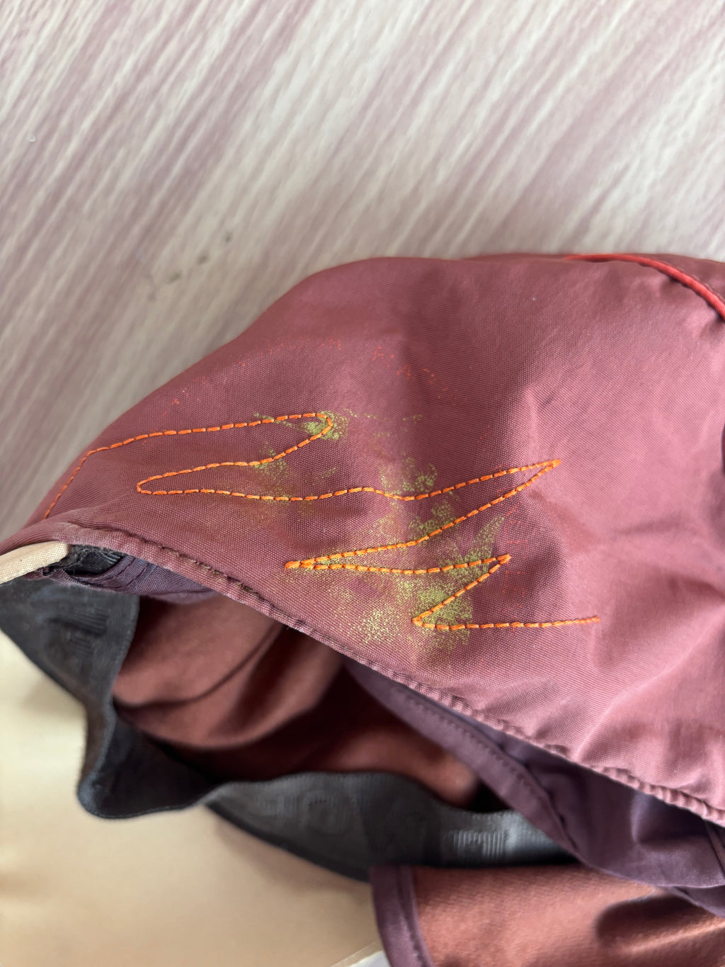 Black yak goretex cap
