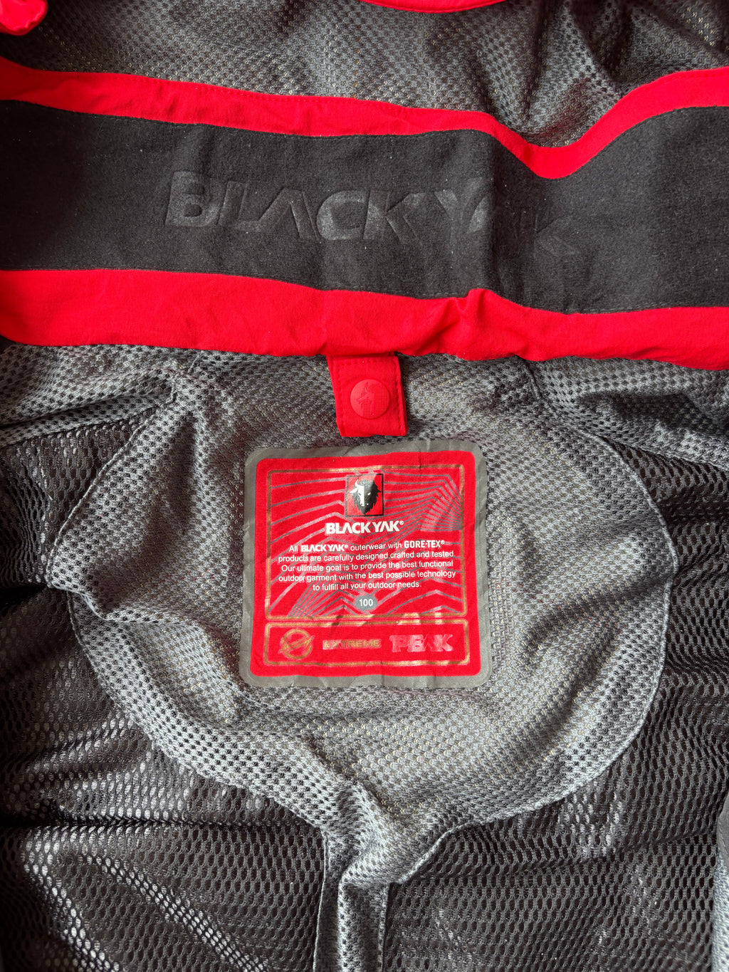 BlackYak extreme peak Goretex shell (L)