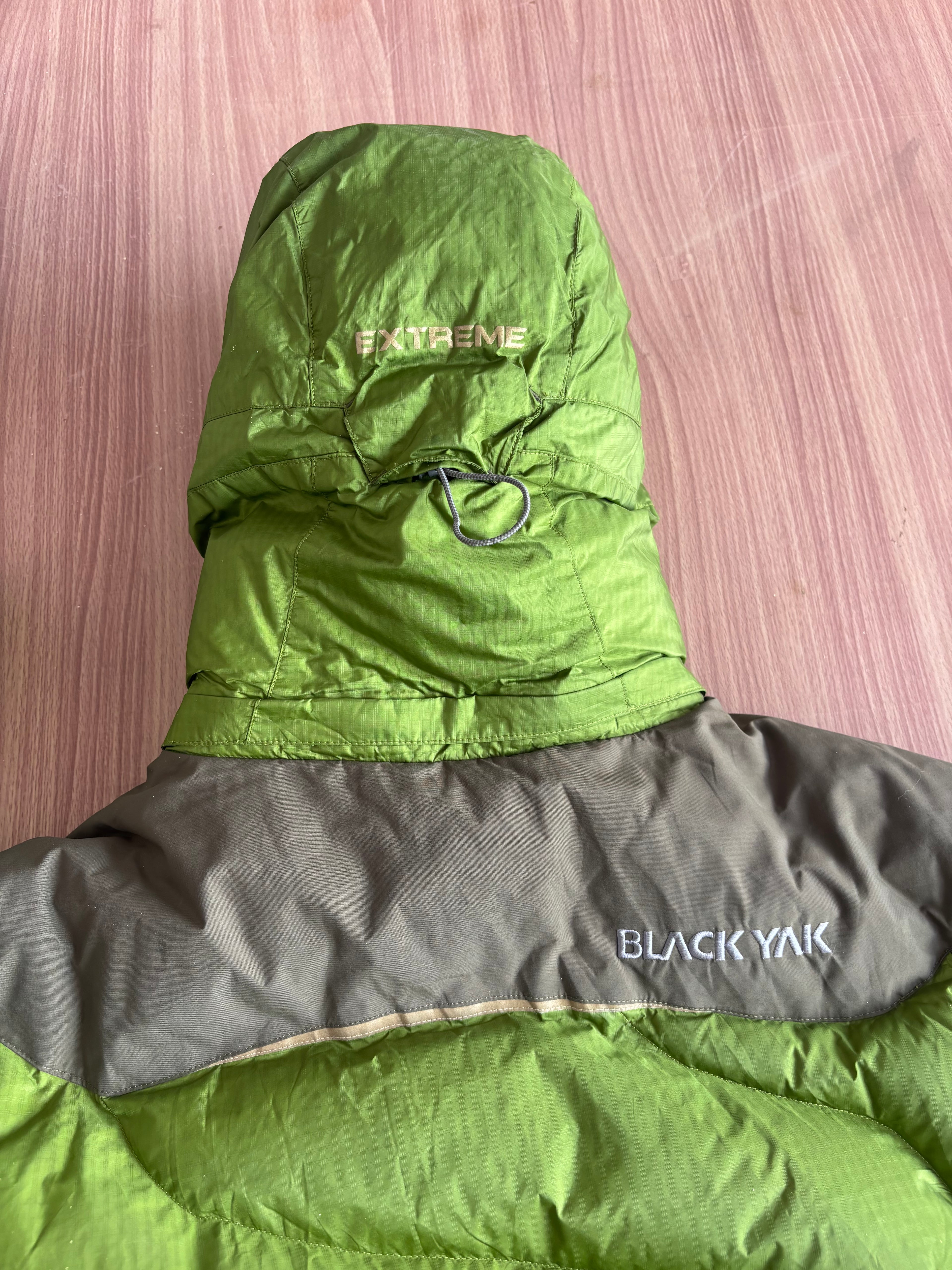 Black Yak extreme peak puffer