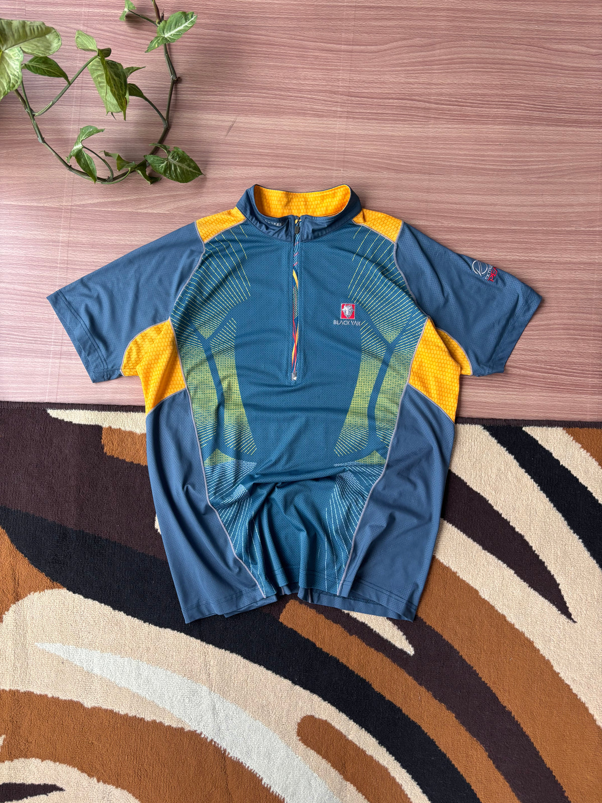 BlackYak Extreme peak tee (L)