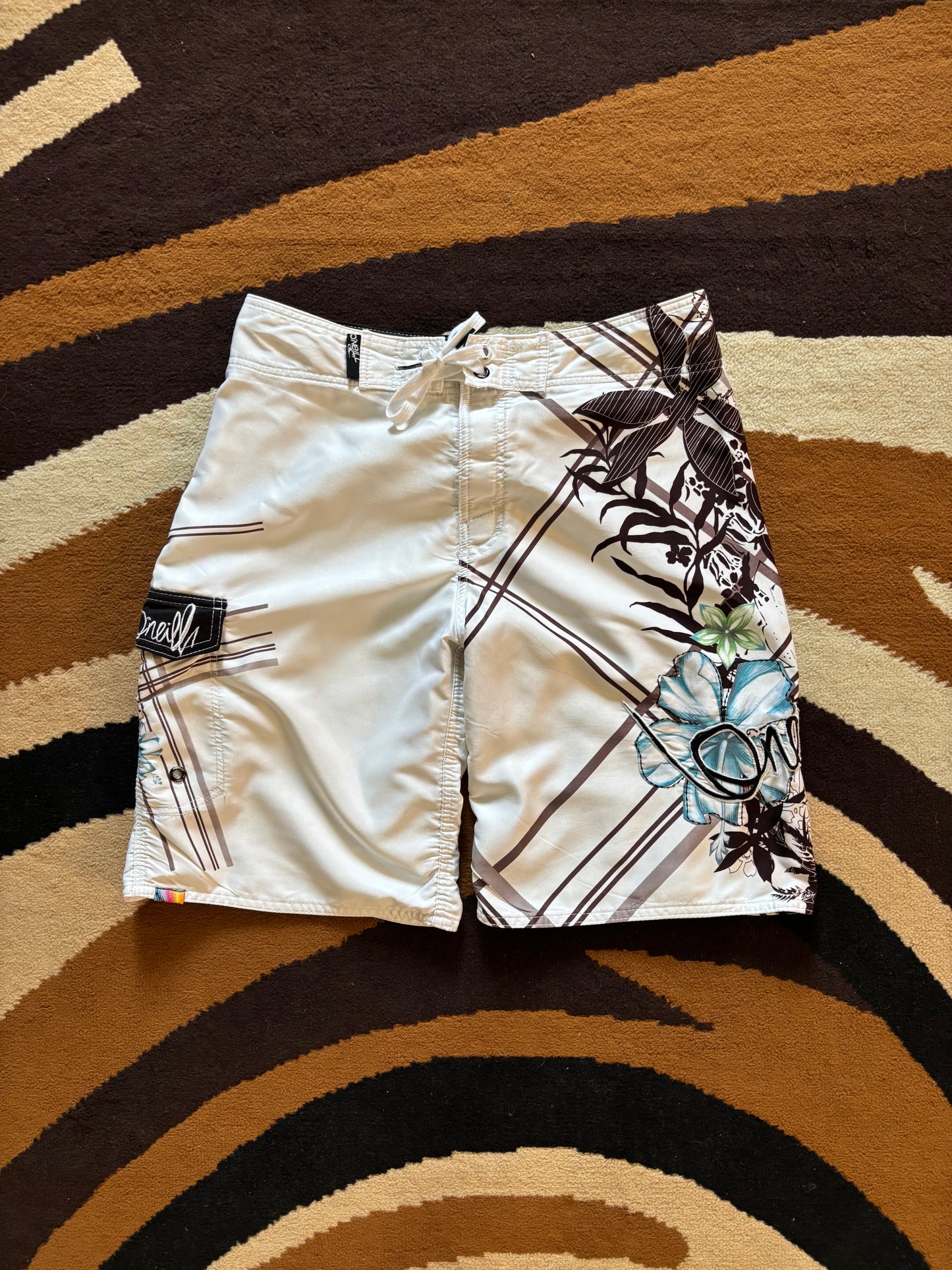 O'Neill floral print Boardies 33)