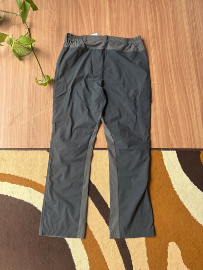 Lowe alpine outdoor cargo