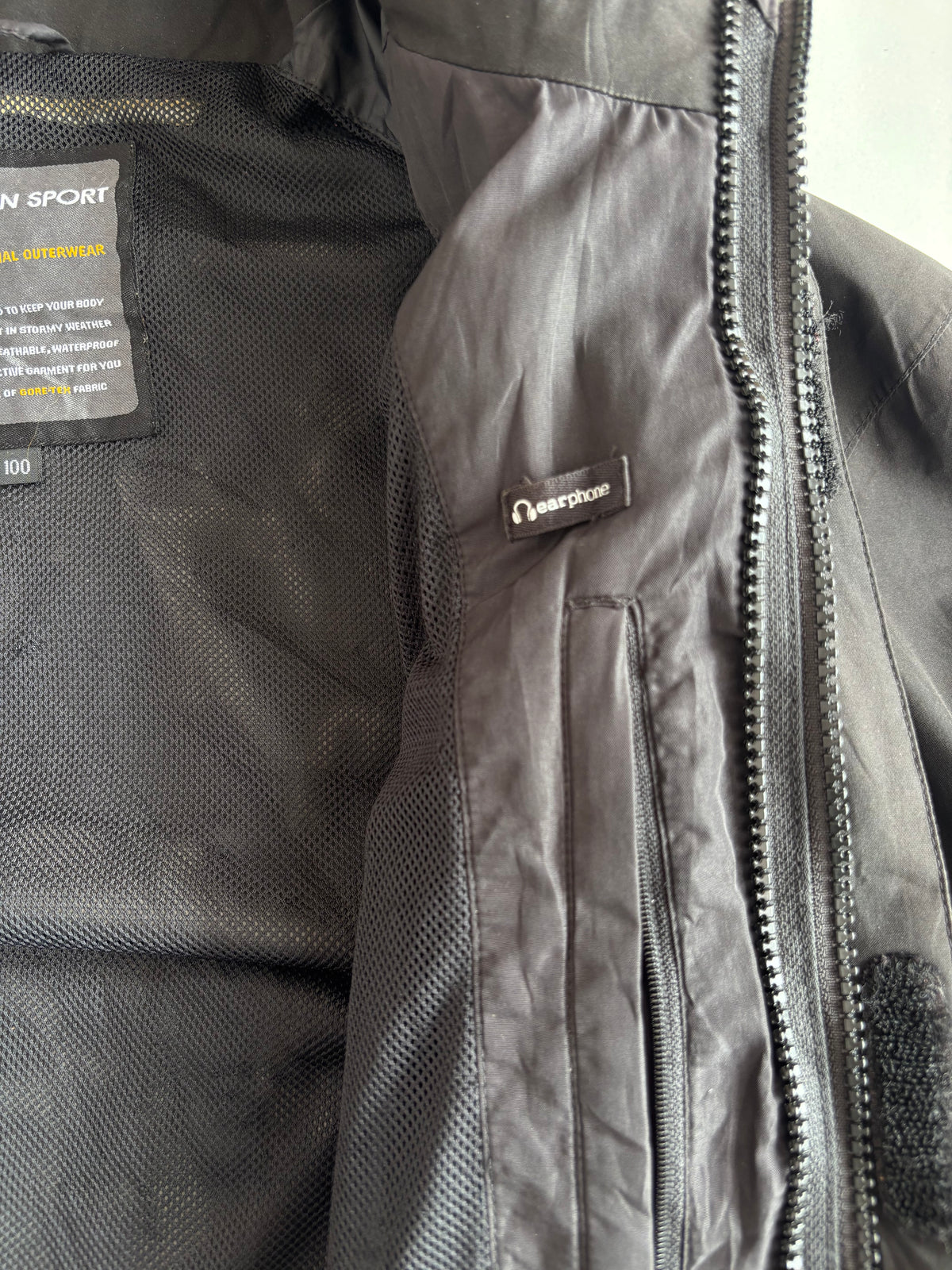 Kolon Sports Goretex shell (L)