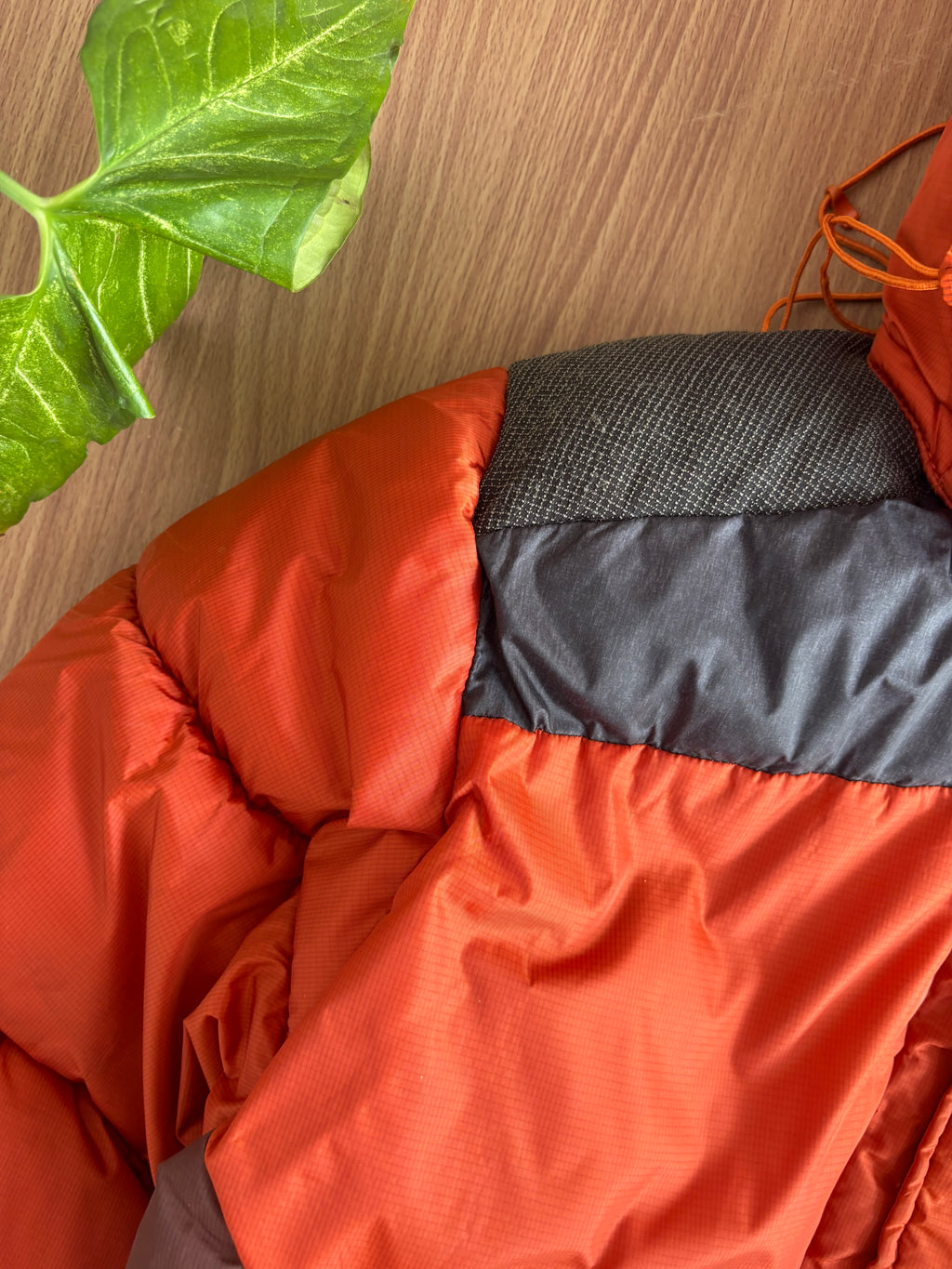 Black yak extreme peak puffer