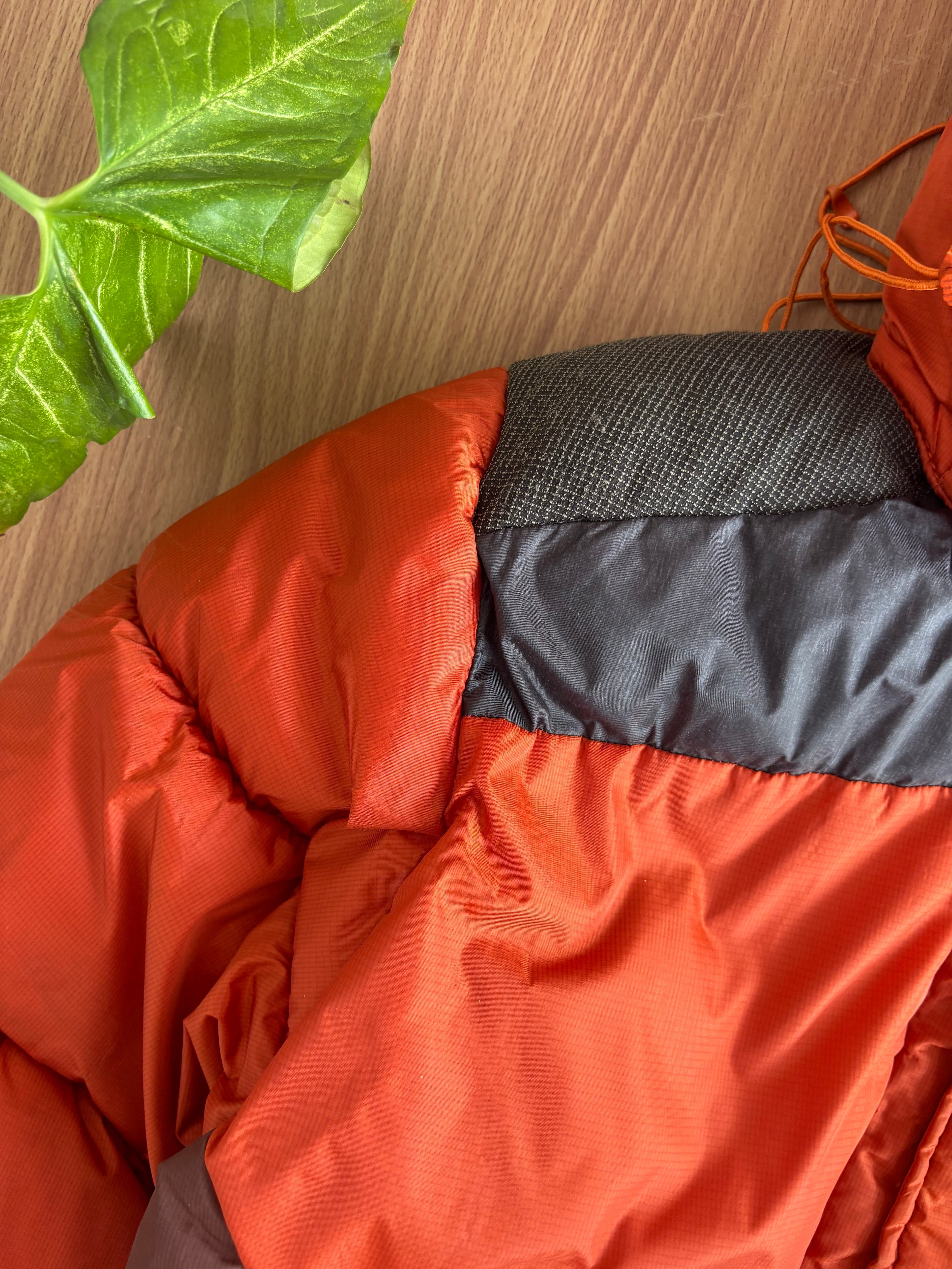 Black yak extreme peak puffer