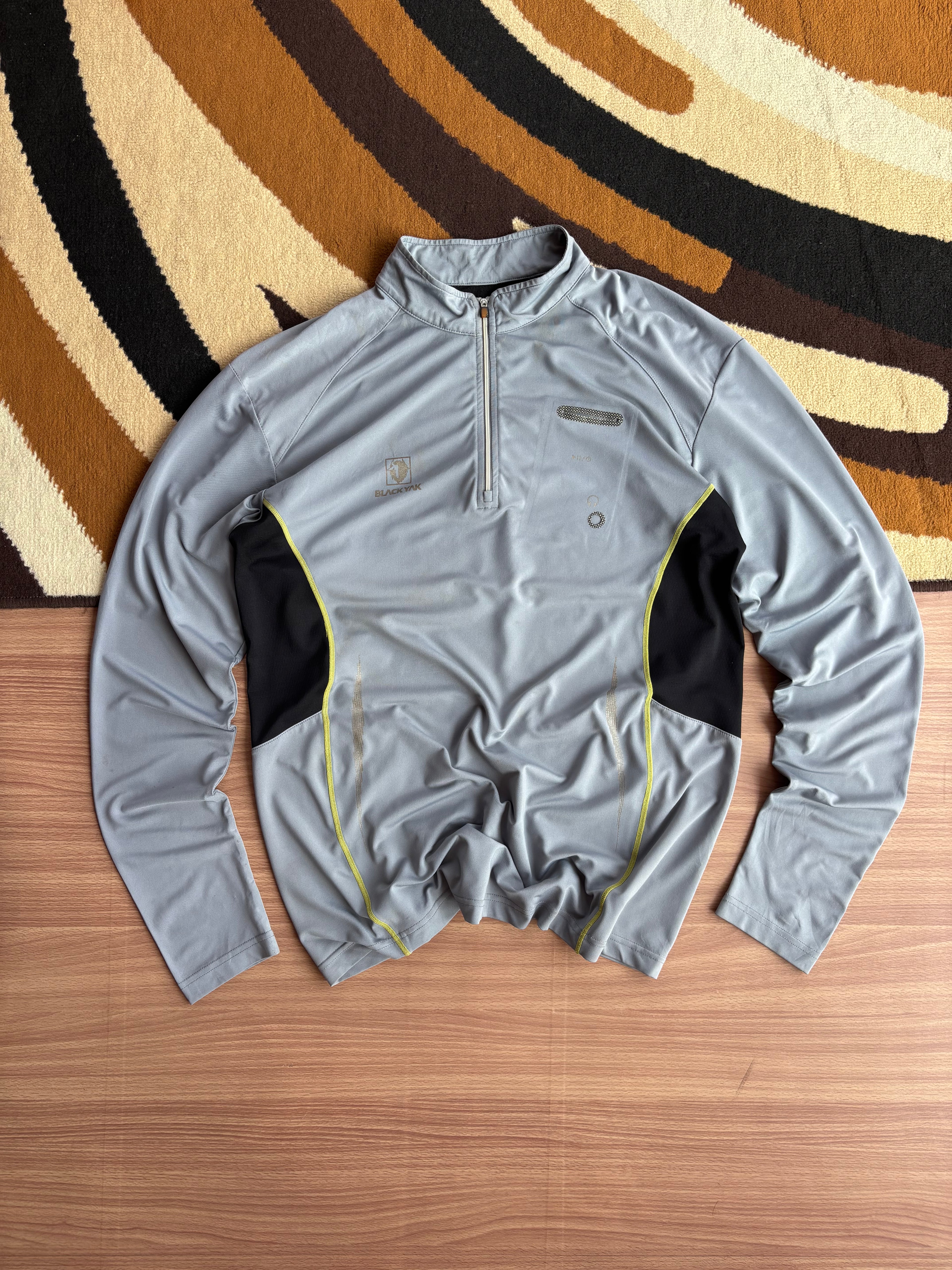 BlackYak performance full sleeve tee (L)