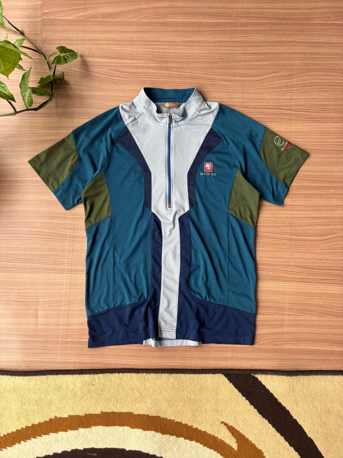 Blackyak extreme peak tee (M)