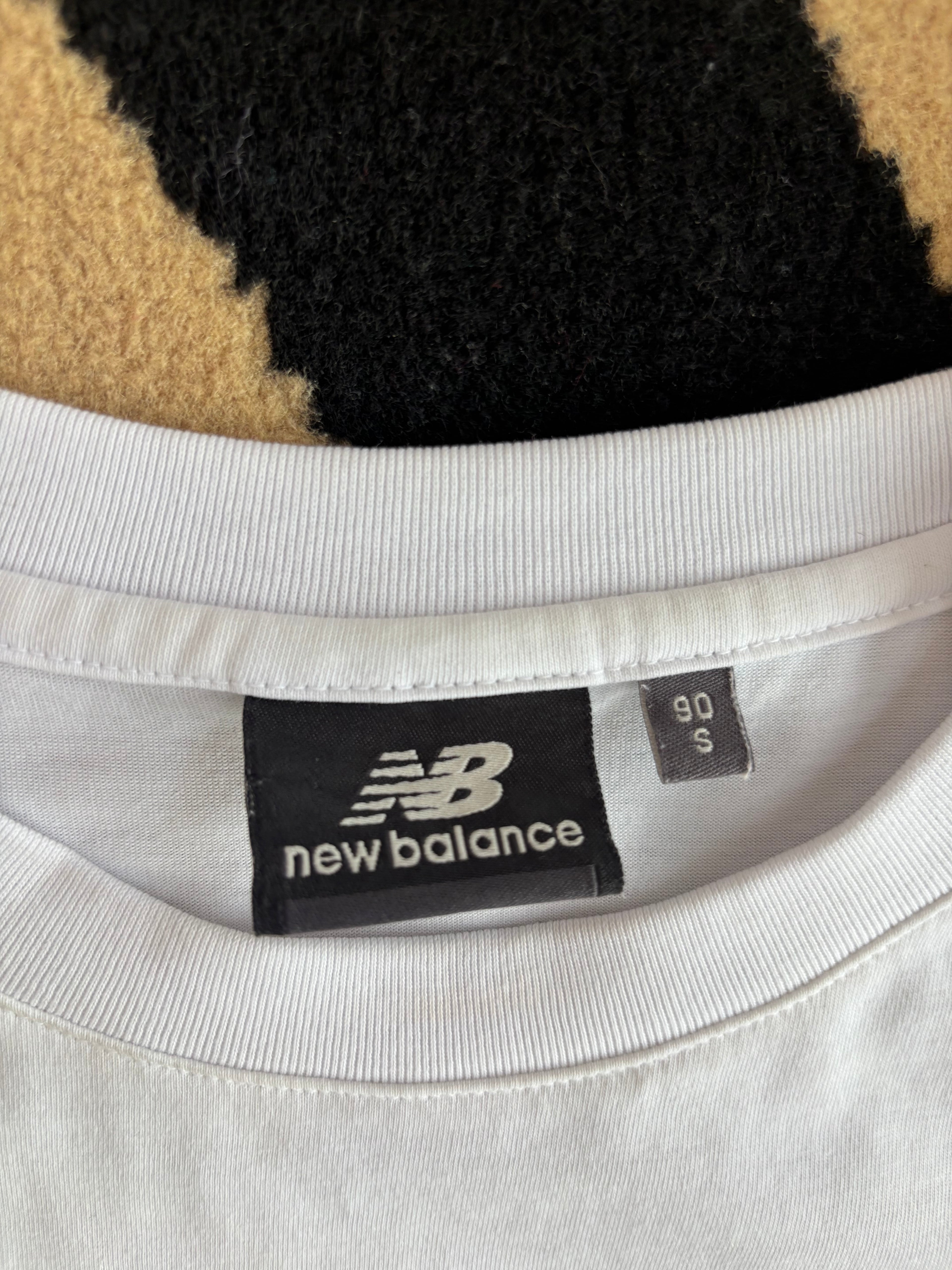 New Balance tee (s)