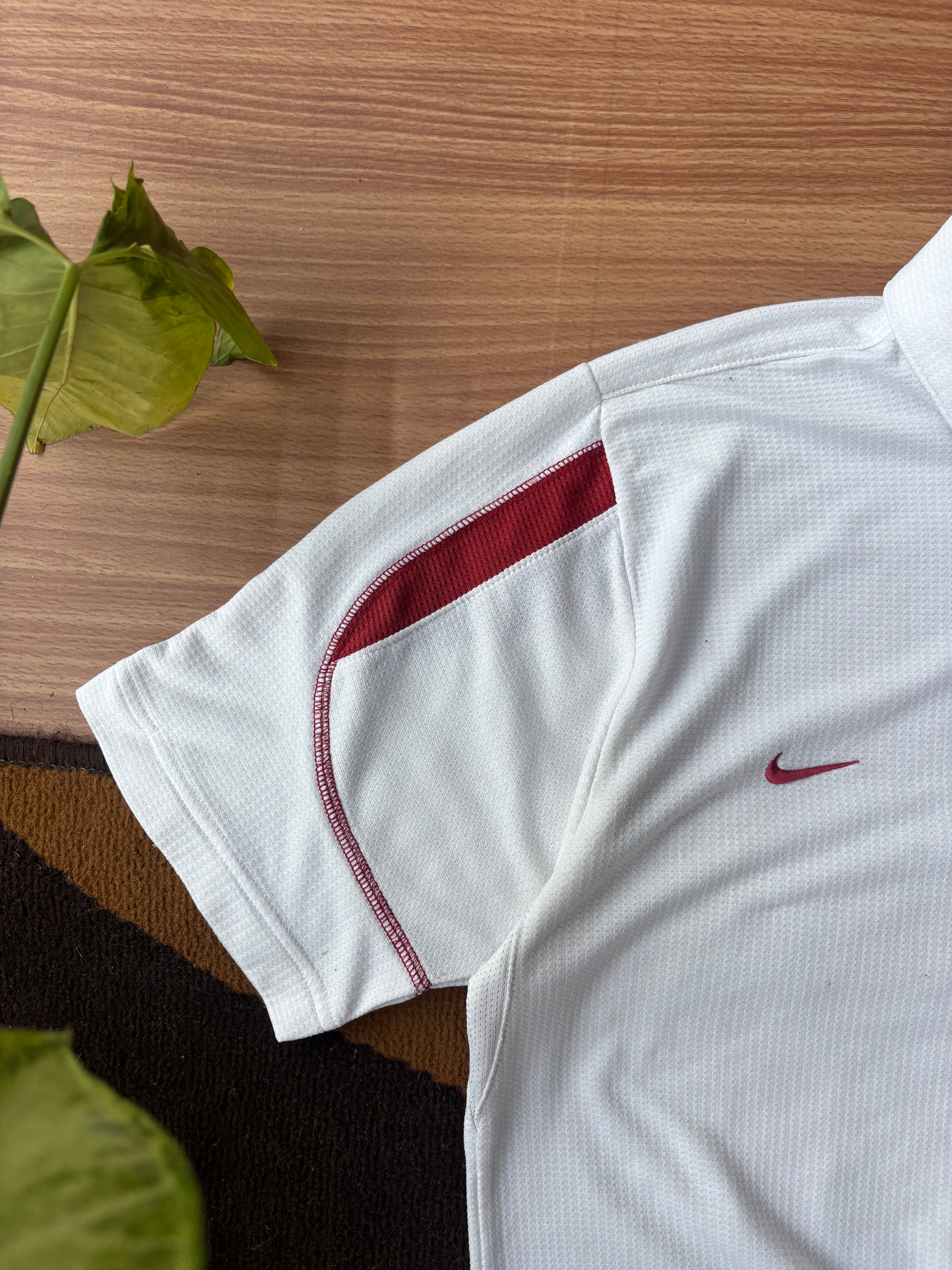 vintage Nike polo tee
