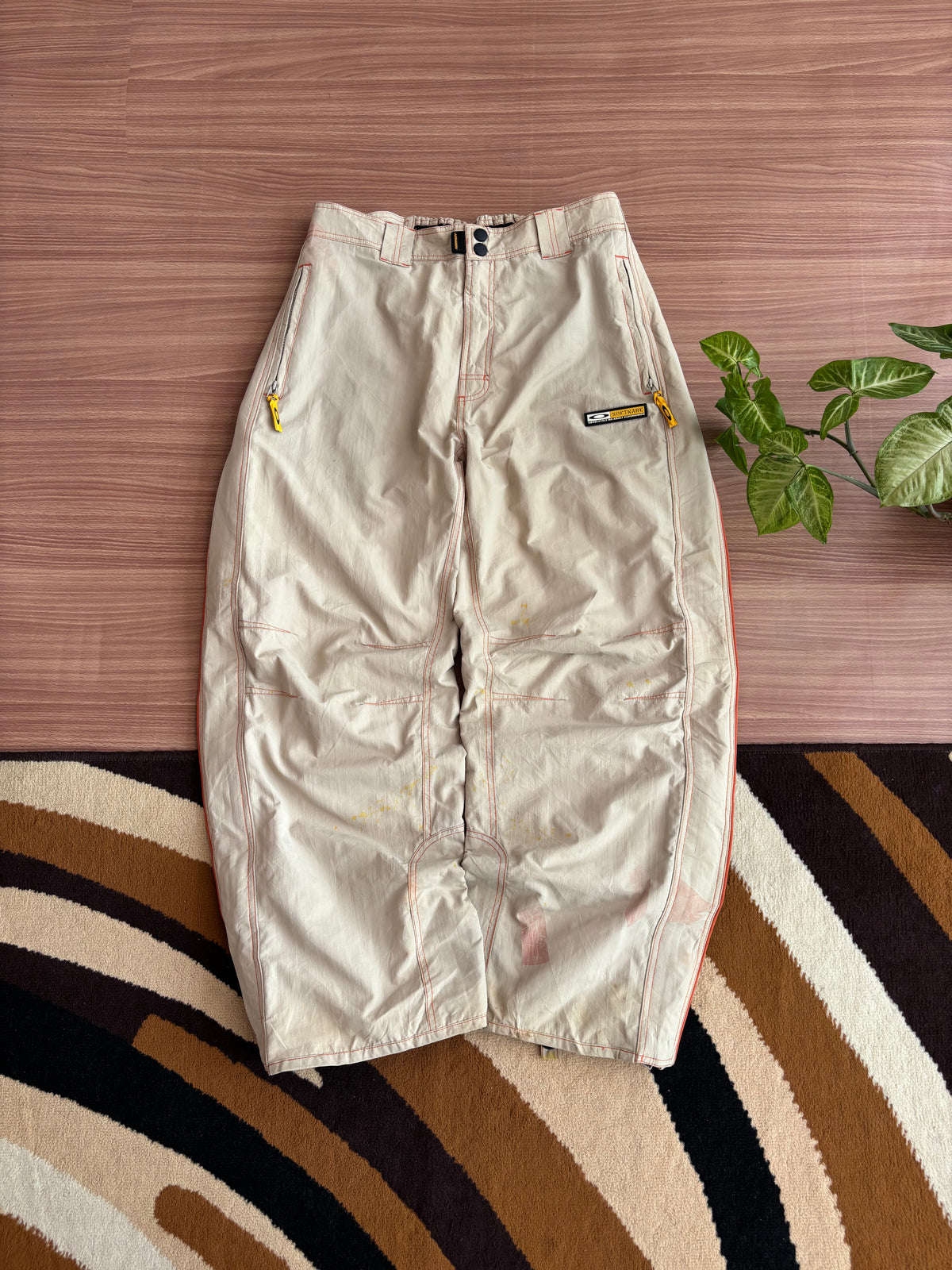 Oakley ski pants (L)