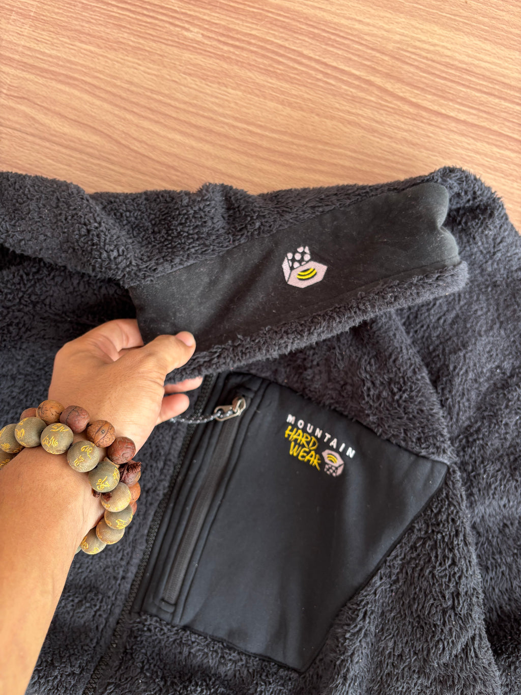 Mountain hardwear fleece (L)