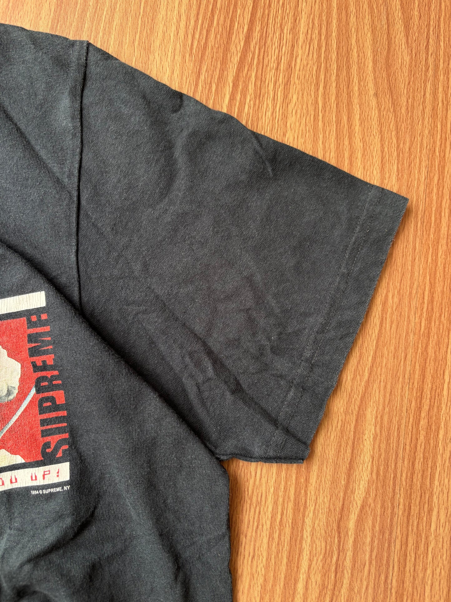 supreme tee FW19 (authentic)