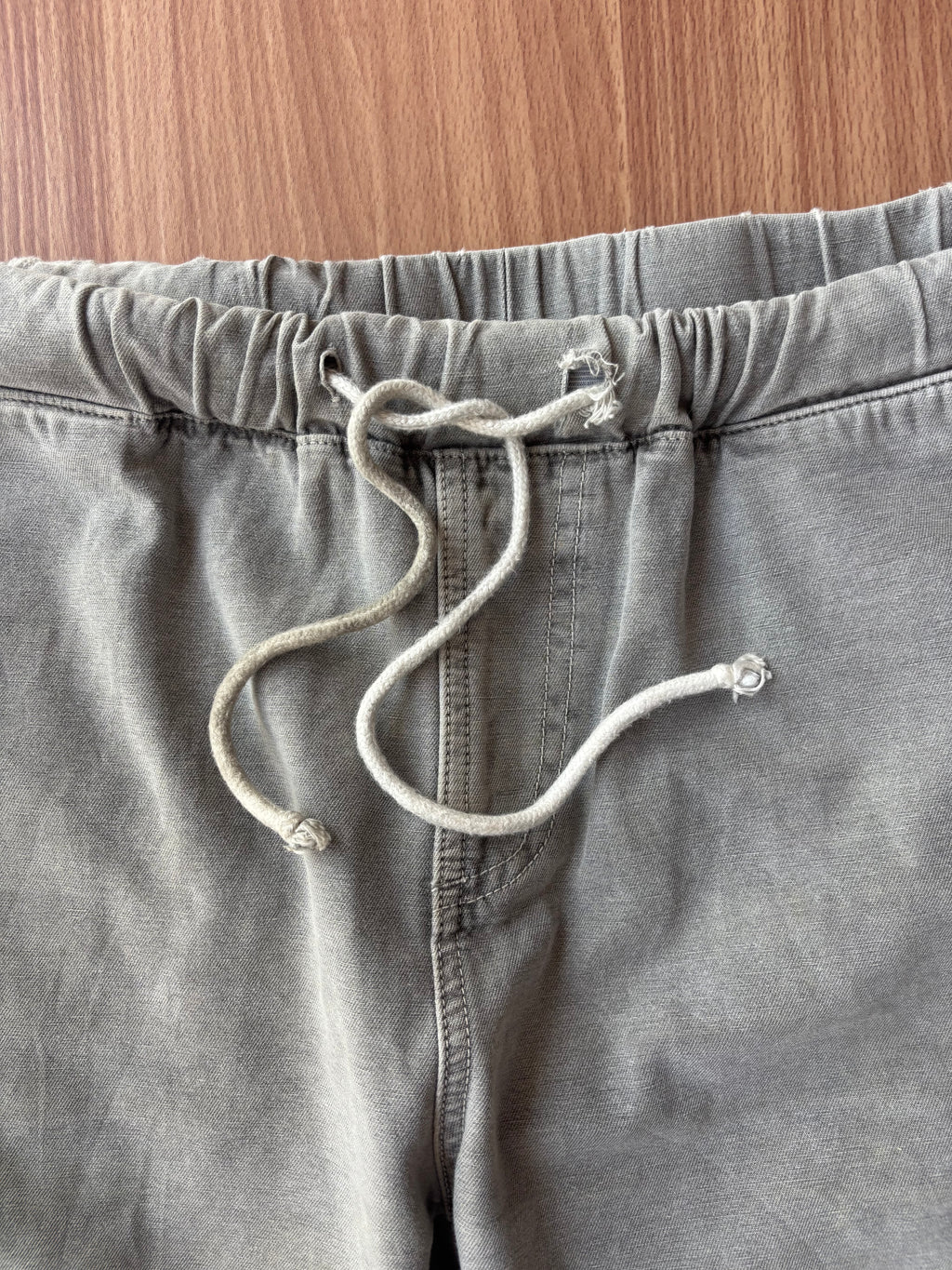 Stone Island cargo shorts (rep)
