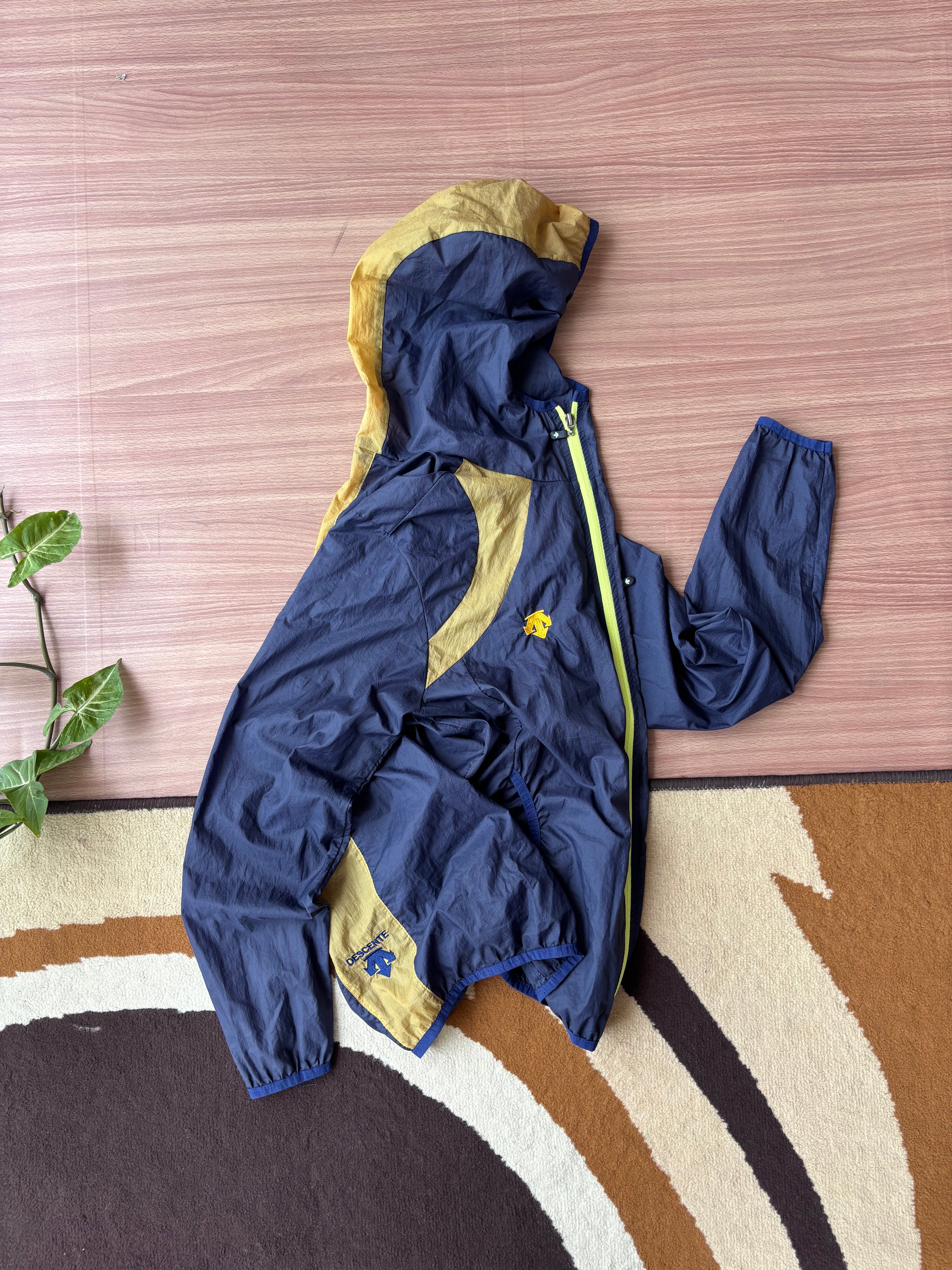 Descente trail run ultralight shell (S-M)
