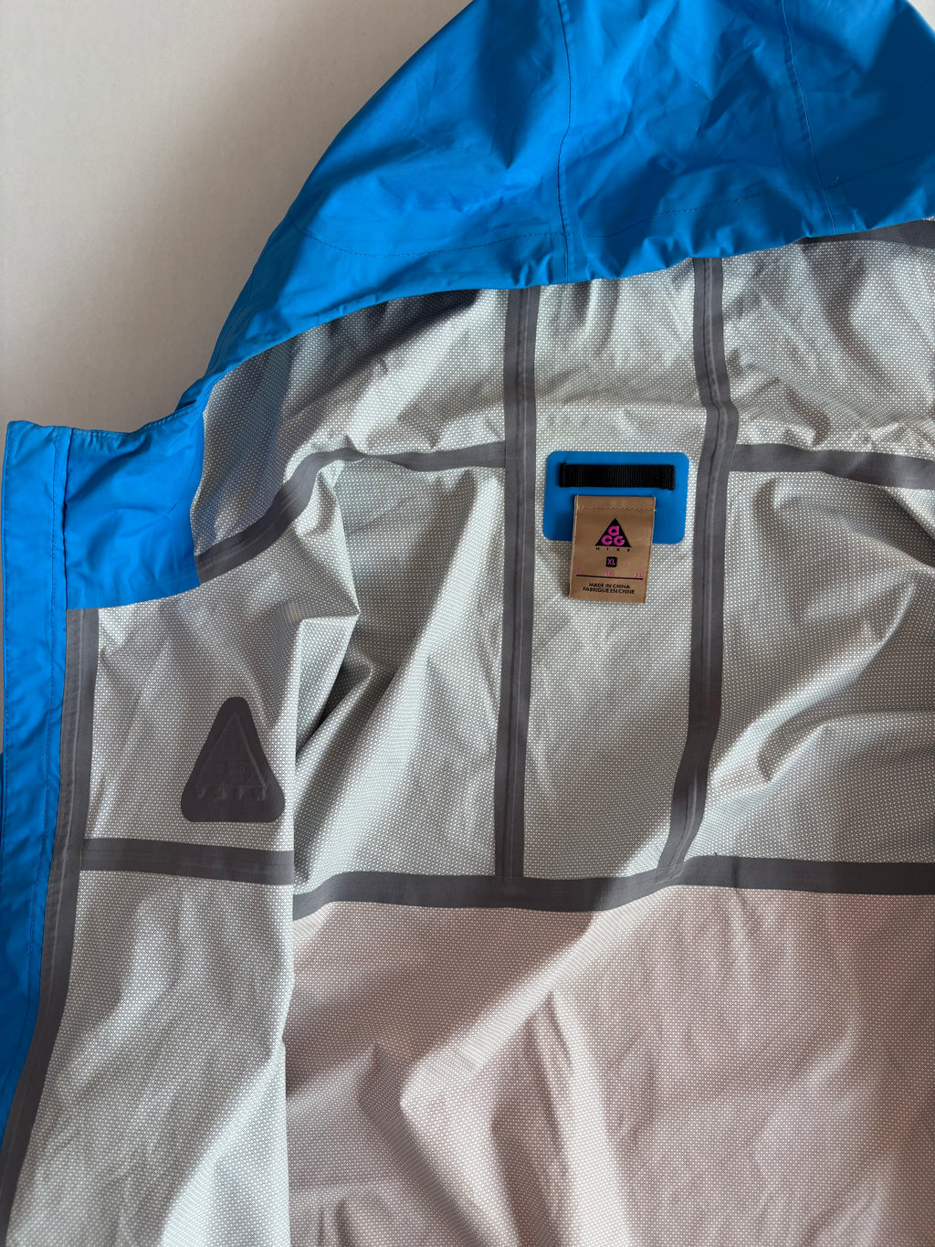 Nike ACG packable Colourblock shell (L)