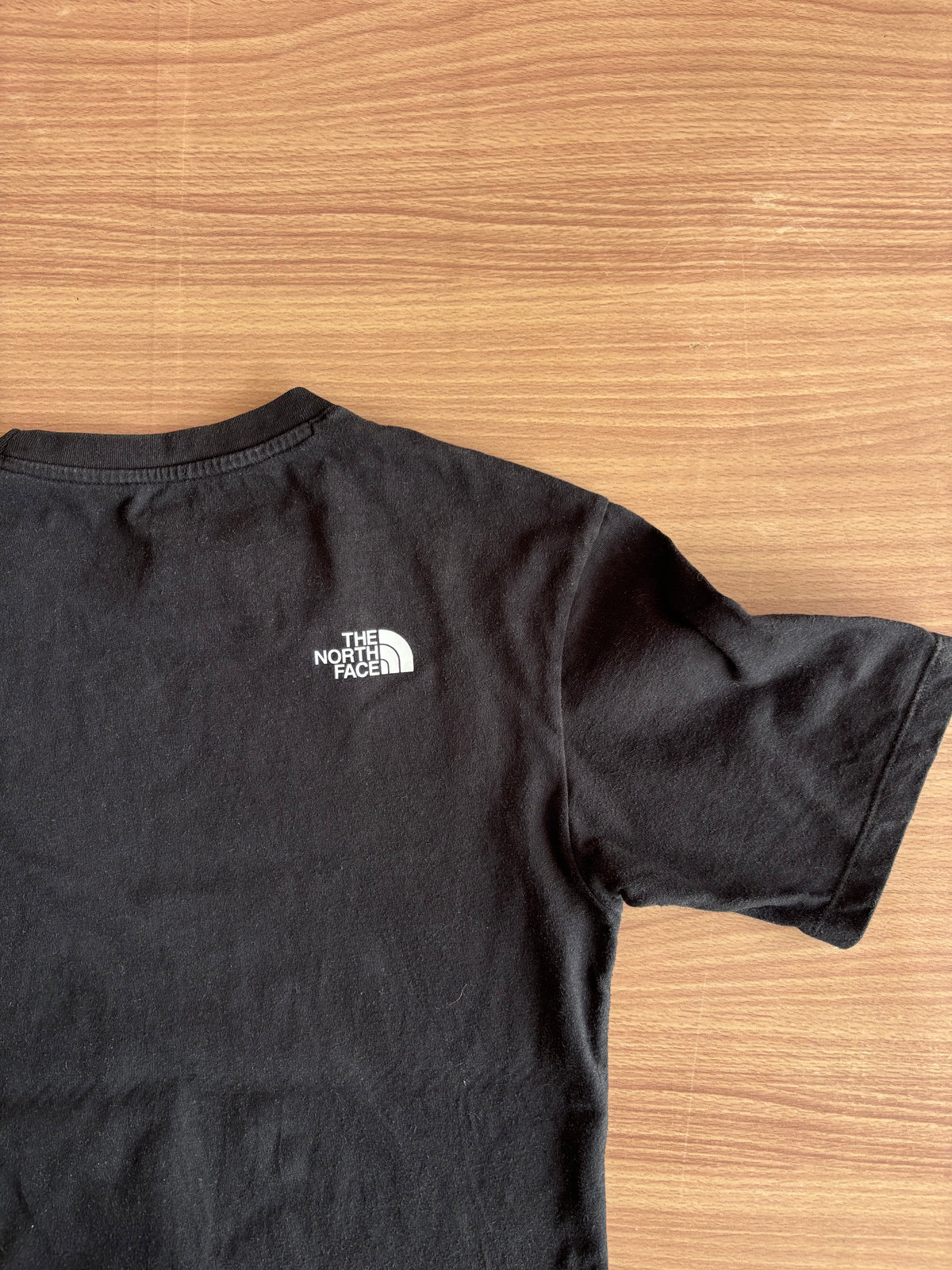 The North Face tee (S)