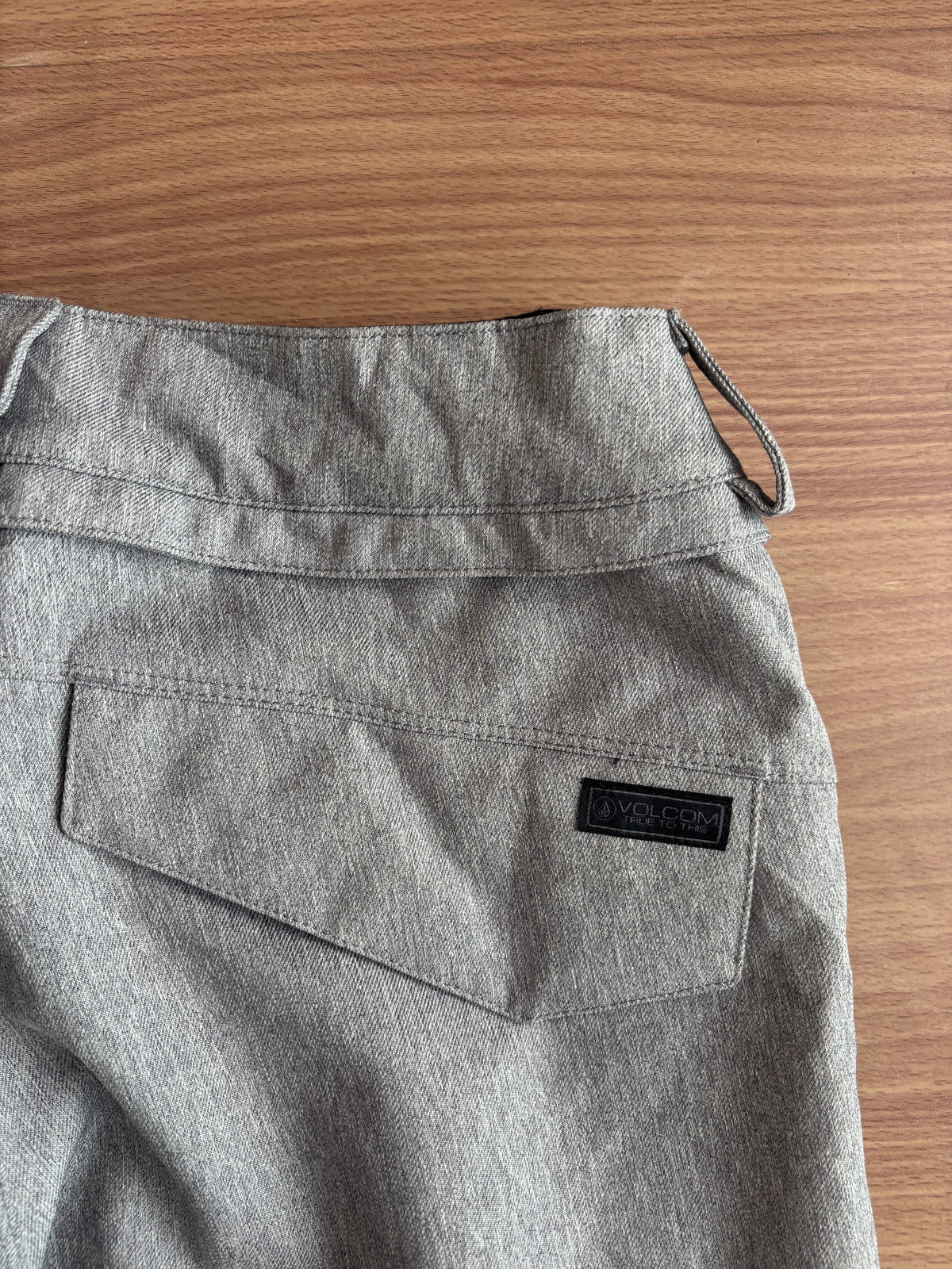 Volcom ski pants (30)