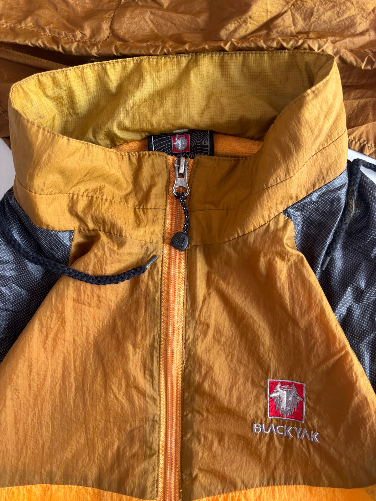 Blackyak extreme peak jacket (M)