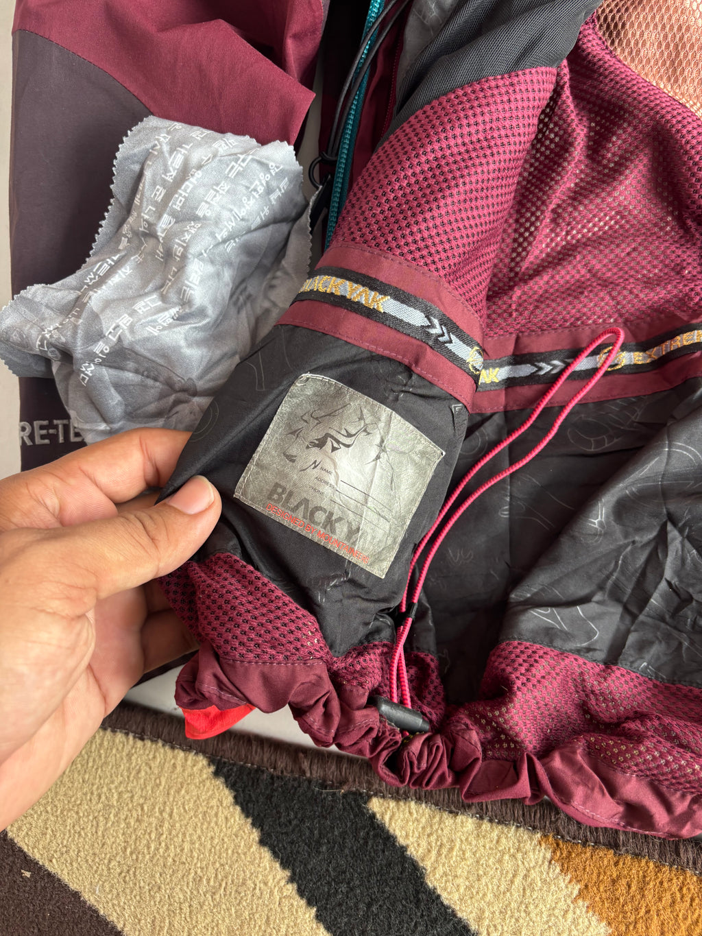 BlackYak extreme peak shell (S)