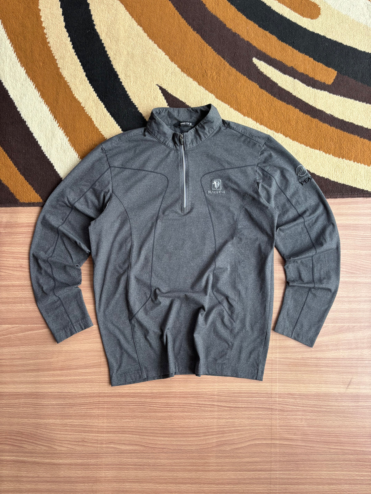 BlackYak extreme peak full sleeve tee (M)