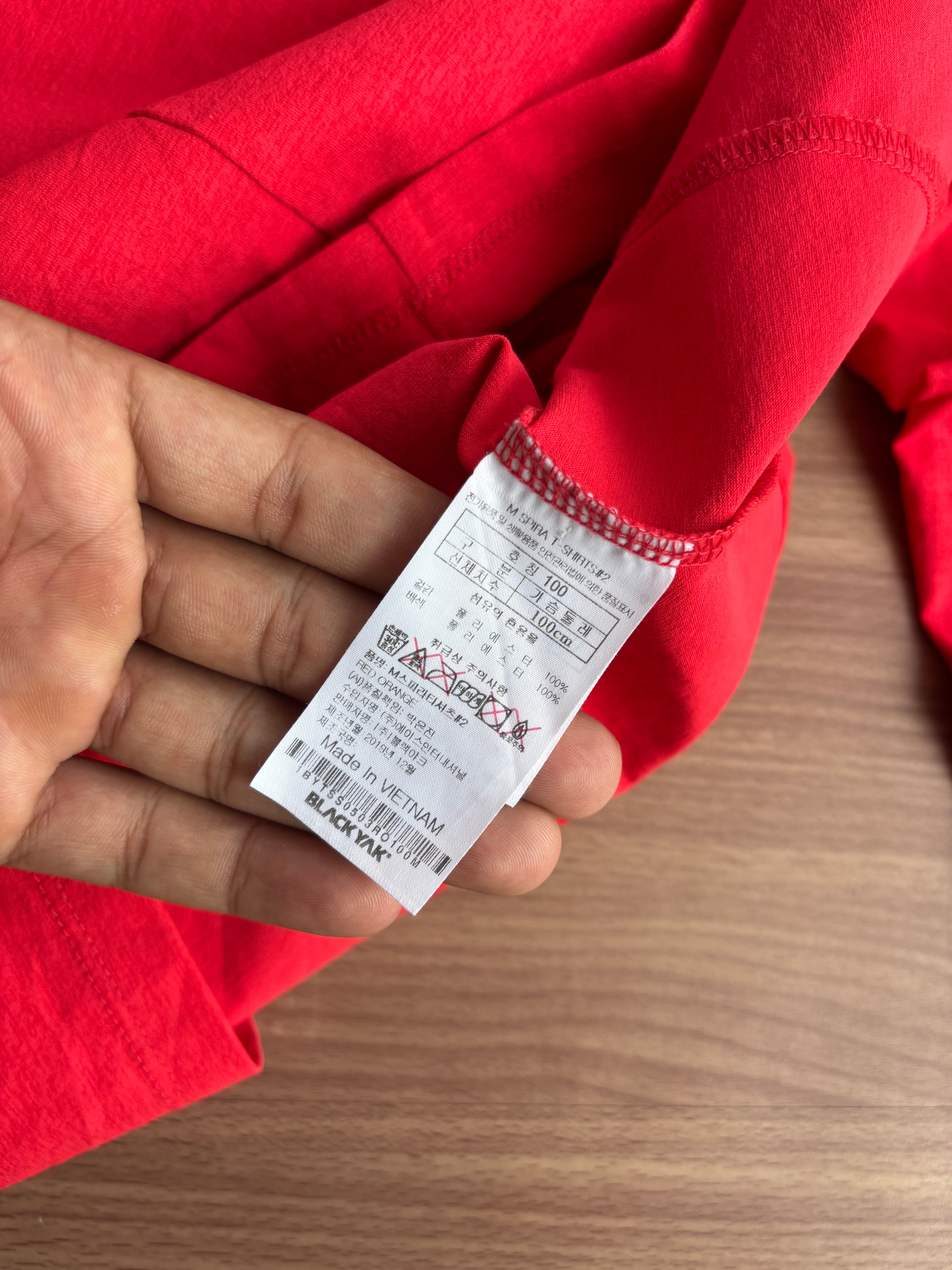 BlackYak active layer full sleeve tee (M)