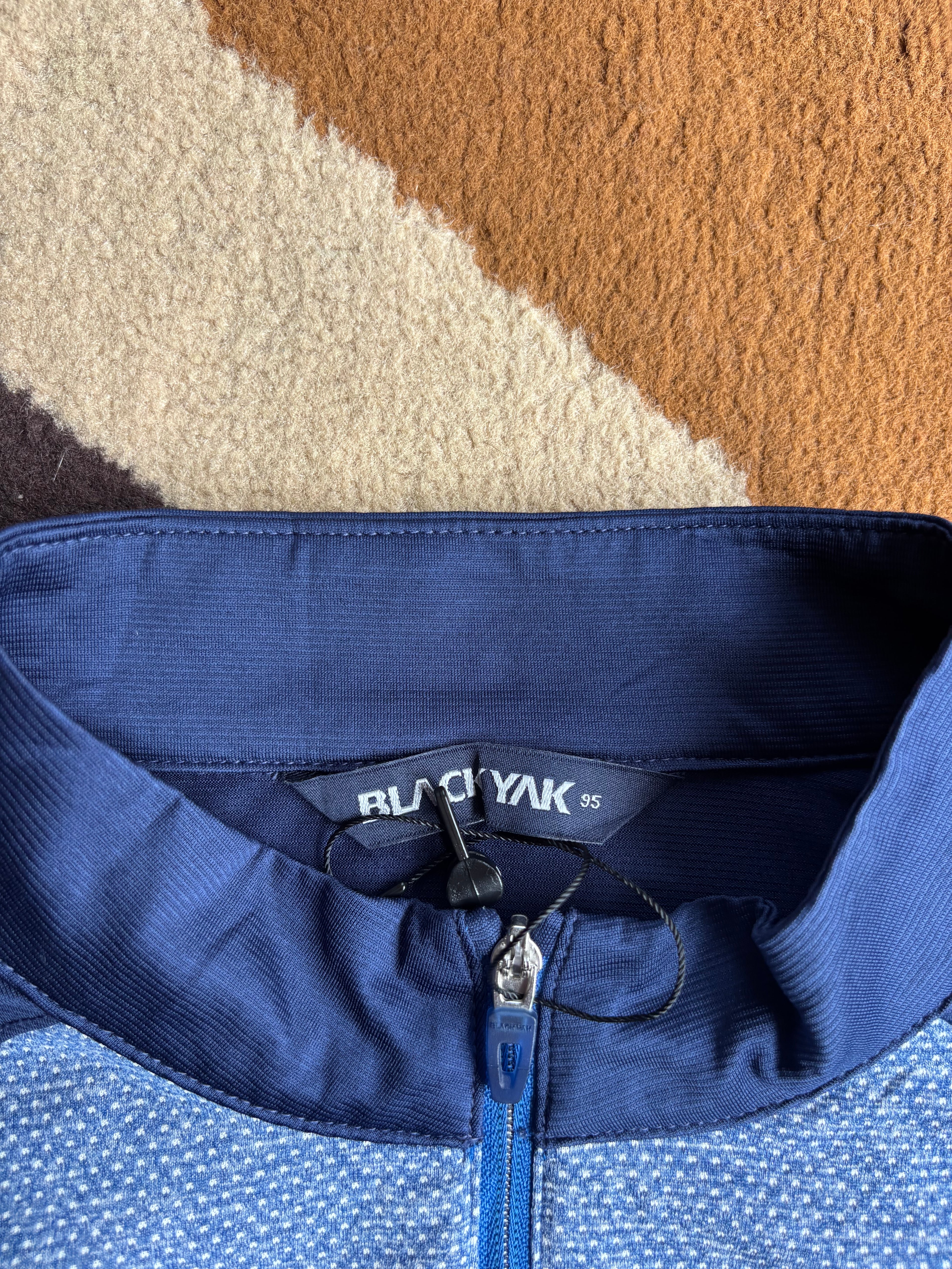 Blackyak full sleeve tee (S)