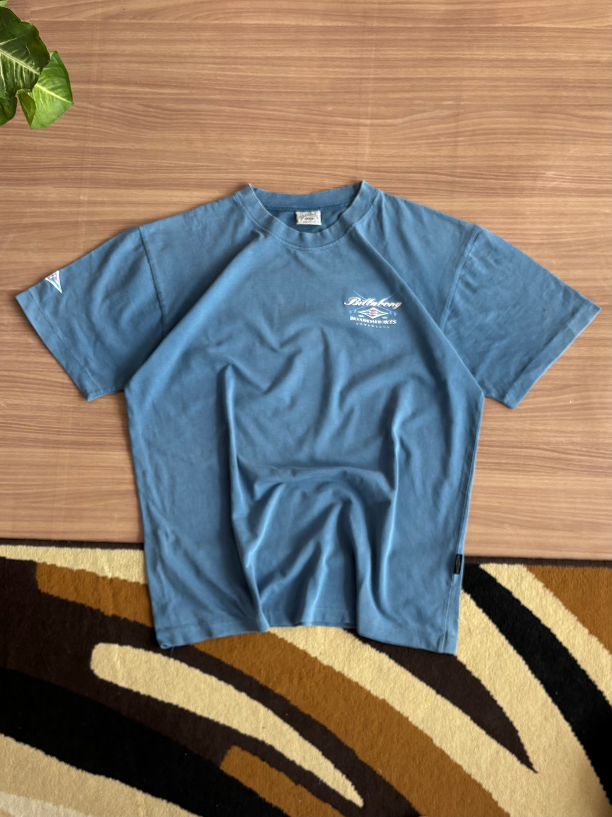 Vintage Billabong tee (L)