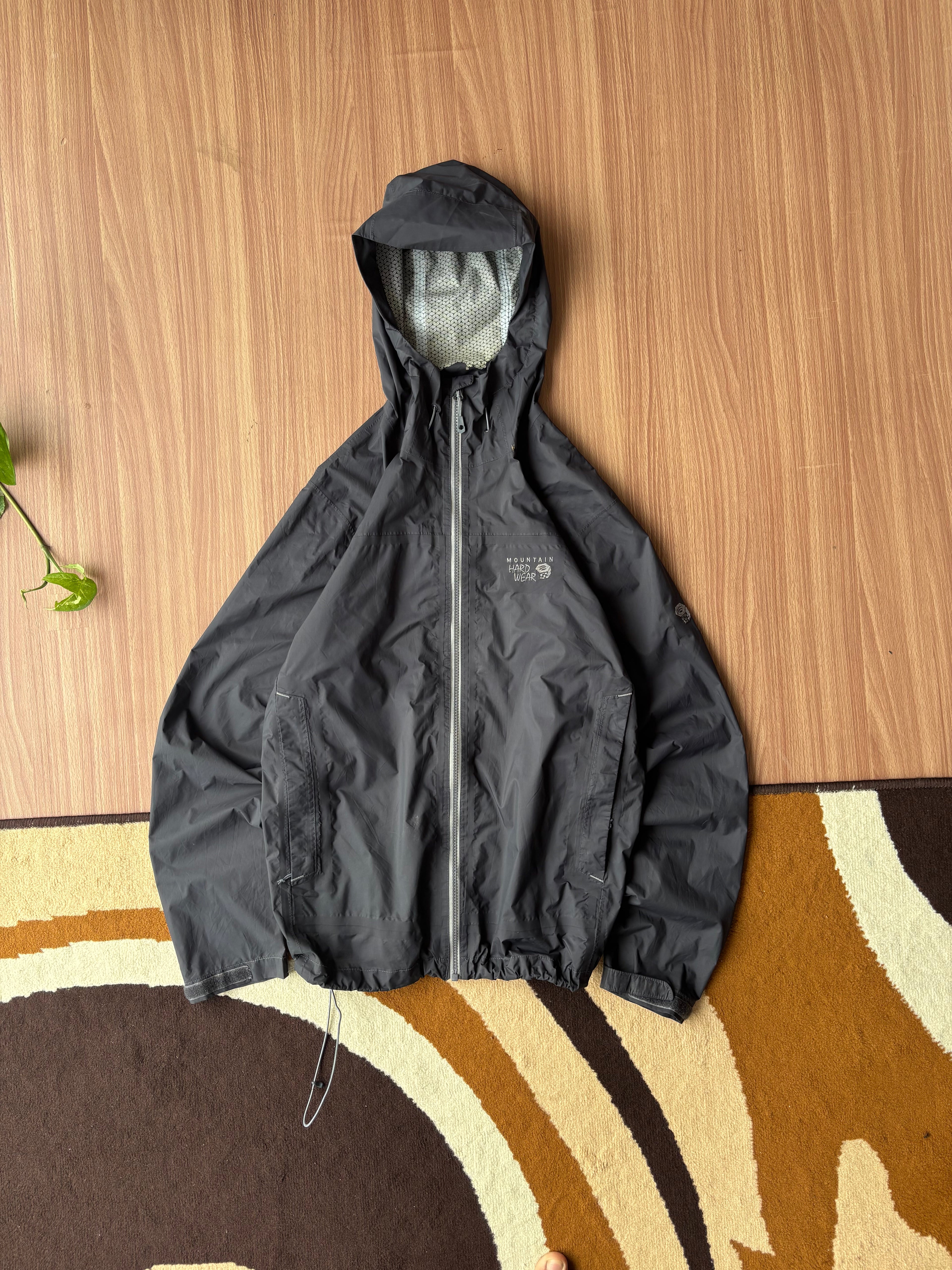 Mountain Hardwear Shell